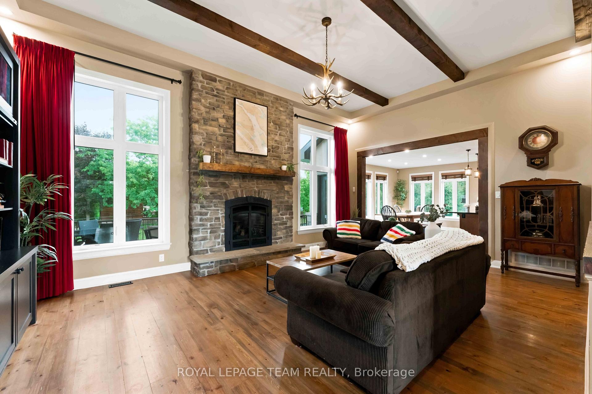 Photo 8 of 1801 Cedarlakes Way, Ottawa, Greely — HOMEH