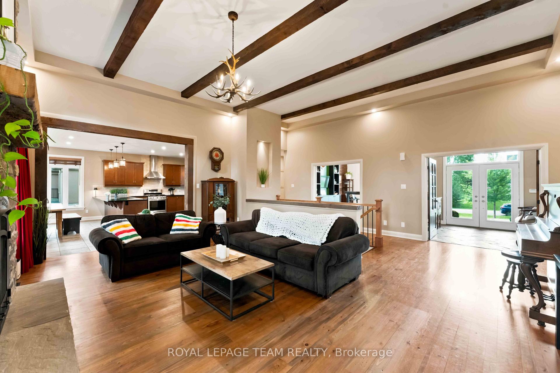 Photo 9 of 1801 Cedarlakes Way, Ottawa, Greely — HOMEH