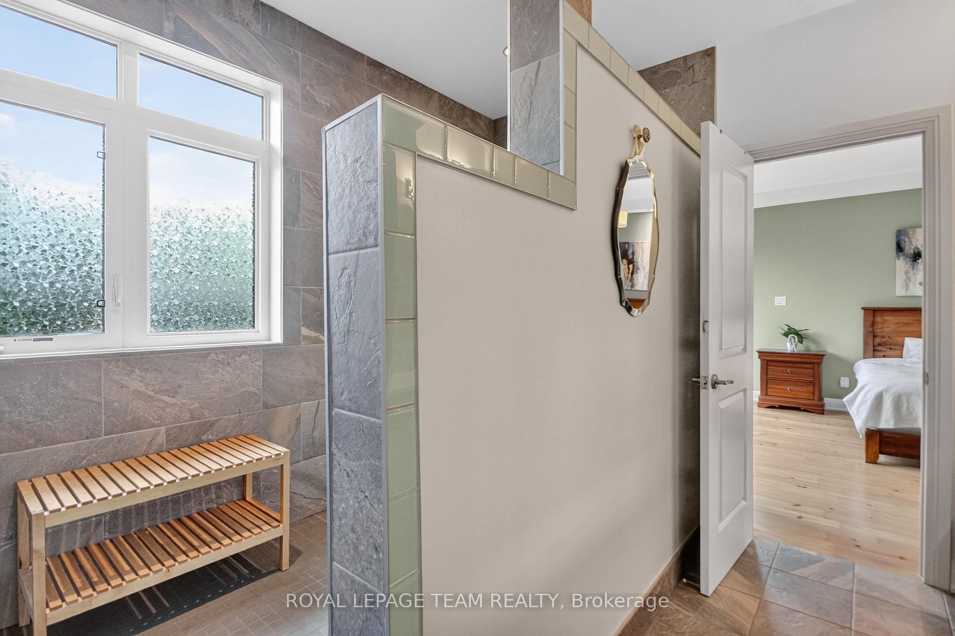 Photo 22 of 1801 Cedarlakes Way, Ottawa, Greely — HOMEH