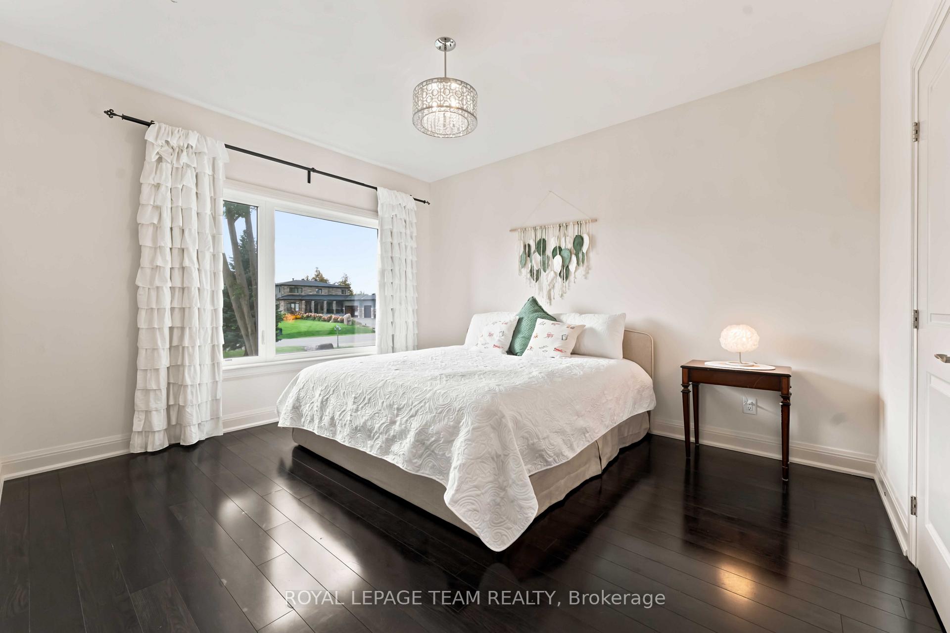 Photo 24 of 1801 Cedarlakes Way, Ottawa, Greely — HOMEH
