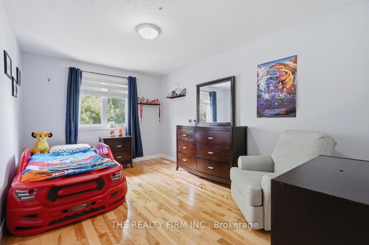Photo 30 of 55 Farmhouse Road, London, East A — HOMEH