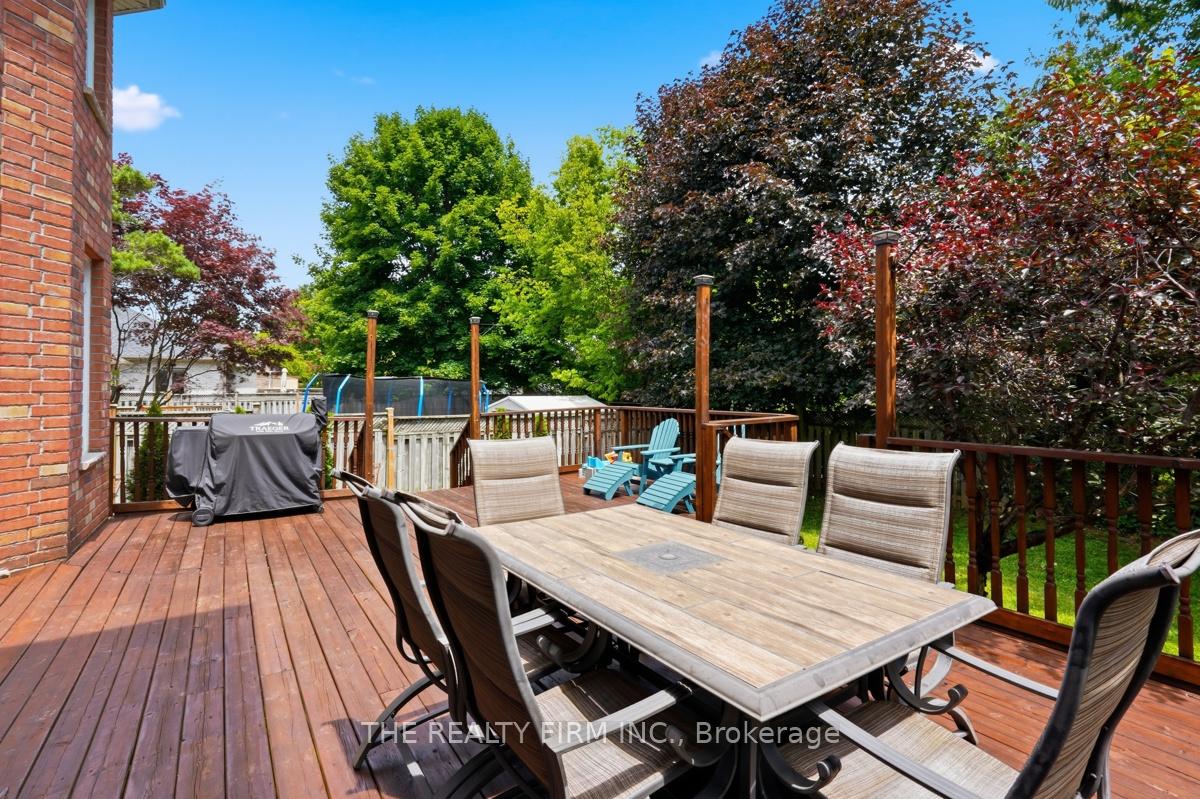 Photo 42 of 55 Farmhouse Road, London, East A — HOMEH