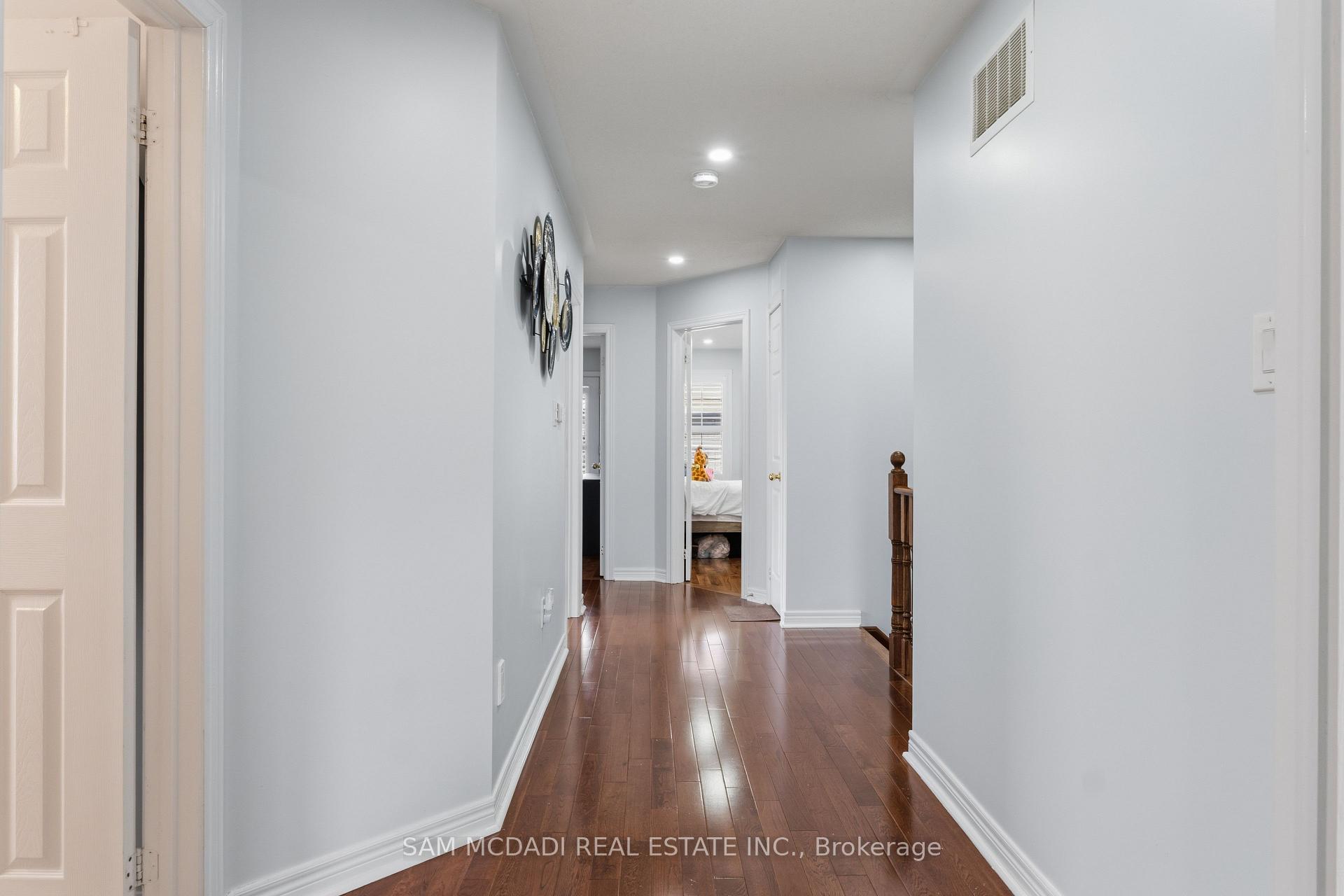Photo 19 of 5604 Doctor Peddle Crescent, Mississauga, Churchill Meadows — HOMEH