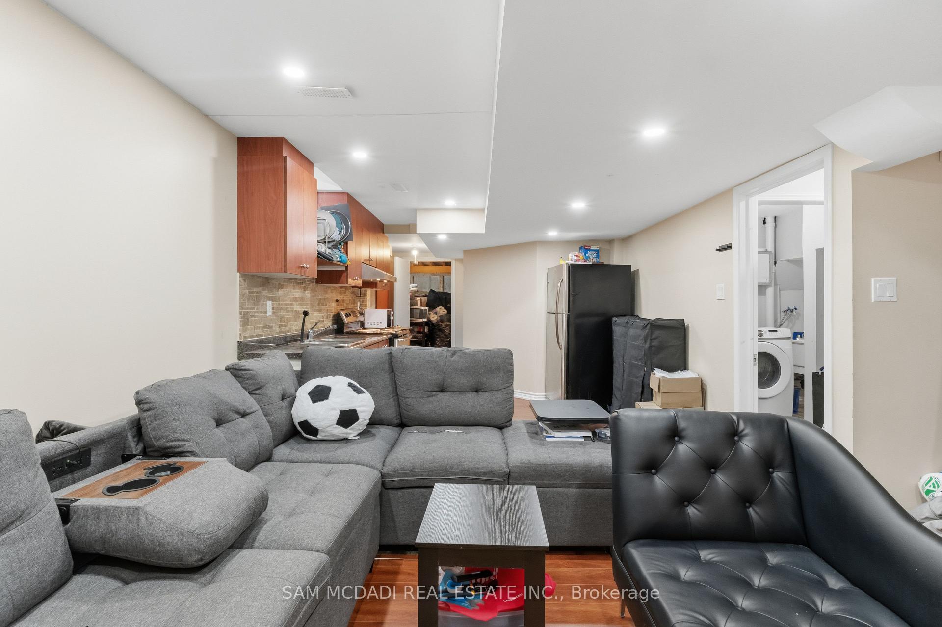 Photo 29 of 5604 Doctor Peddle Crescent, Mississauga, Churchill Meadows — HOMEH