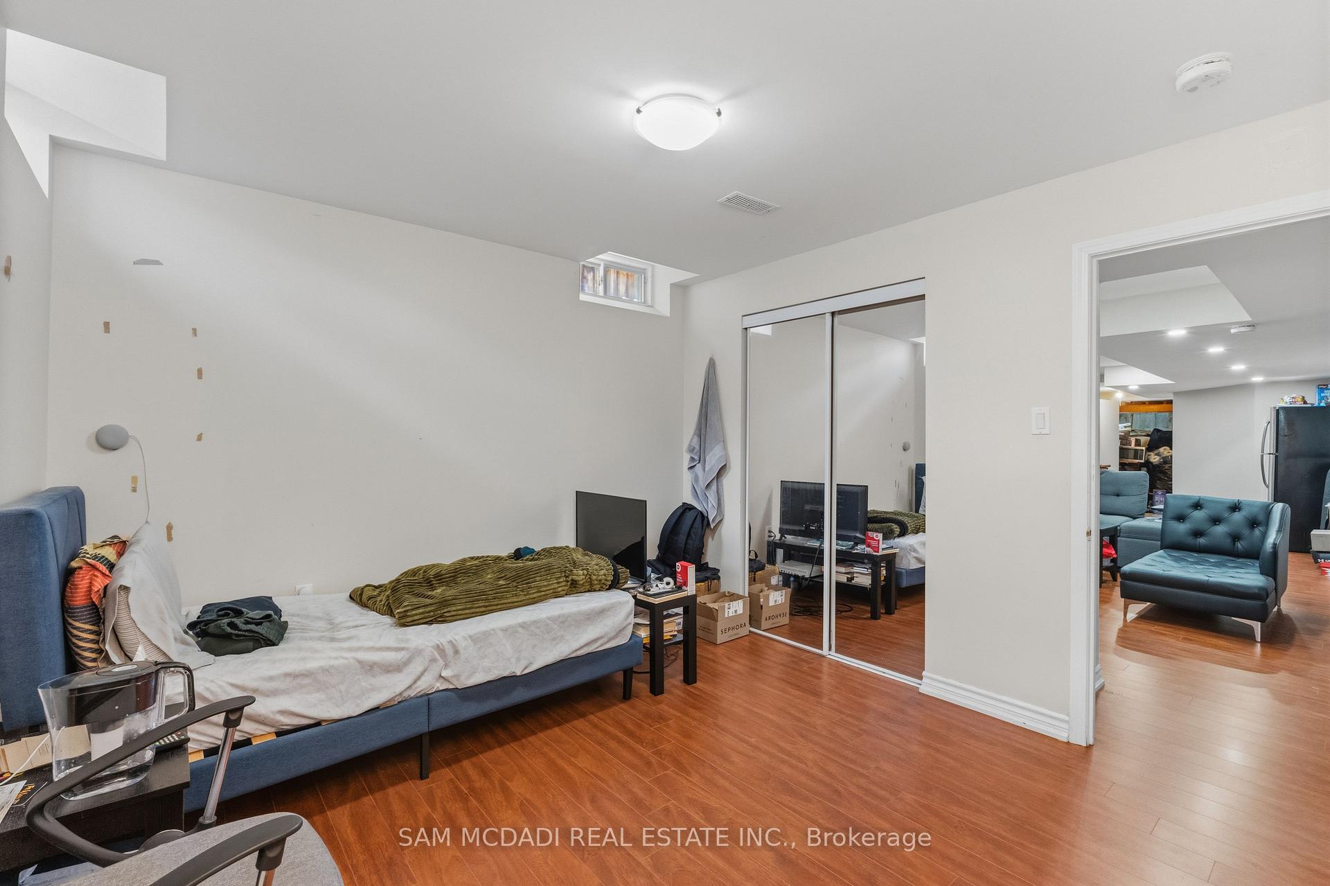 Photo 31 of 5604 Doctor Peddle Crescent, Mississauga, Churchill Meadows — HOMEH