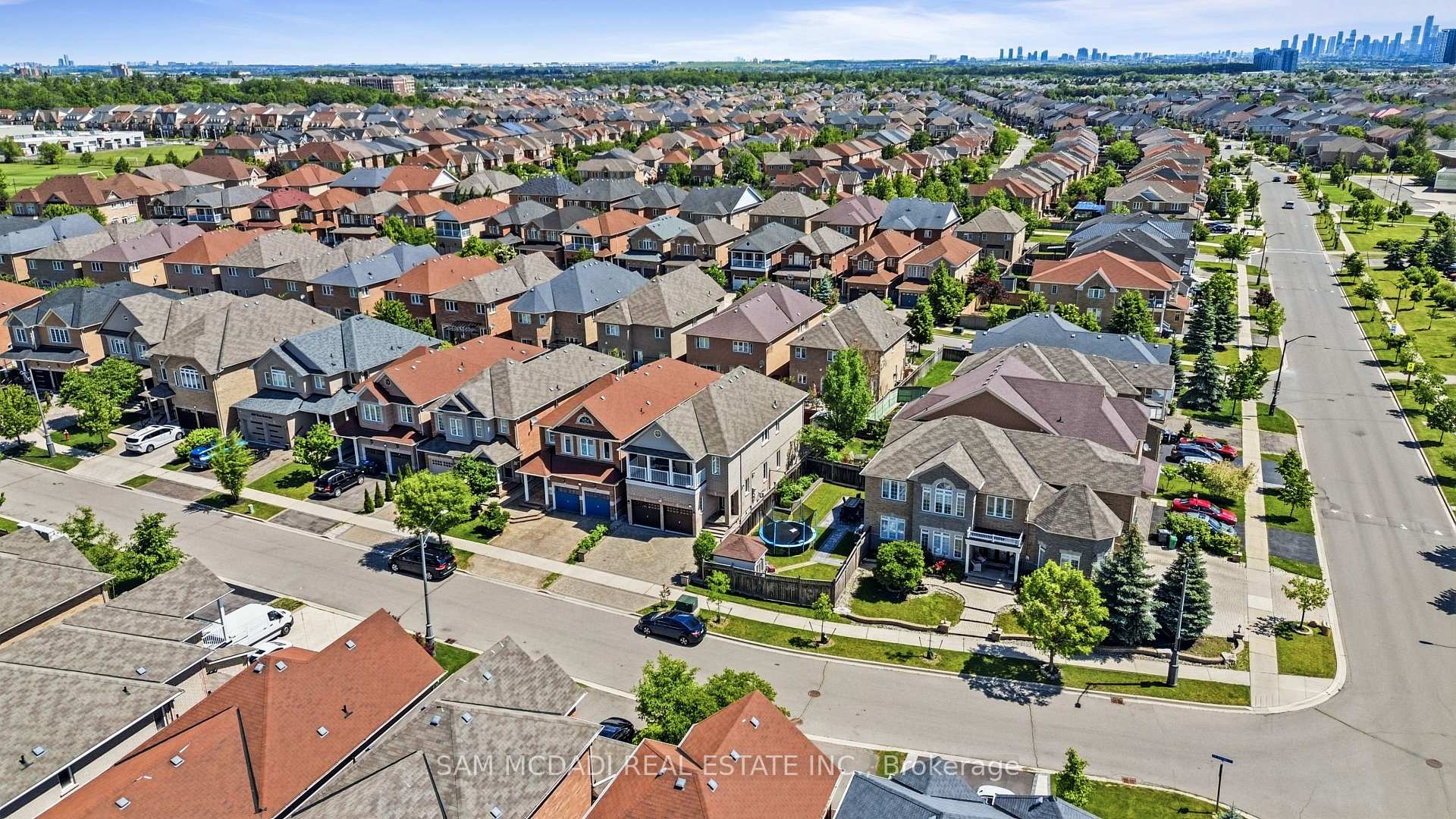 Photo 35 of 5604 Doctor Peddle Crescent, Mississauga, Churchill Meadows — HOMEH