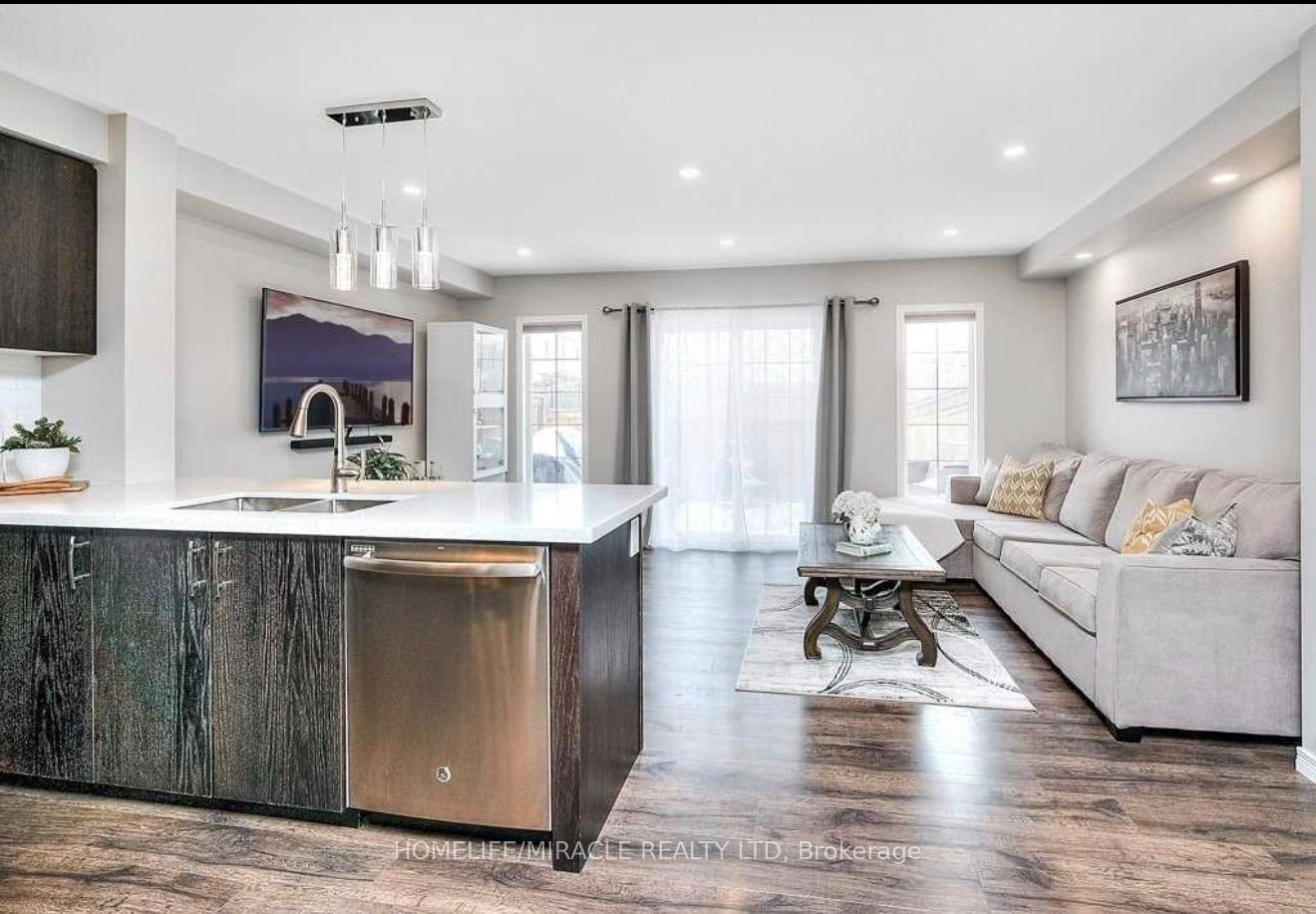 Photo 4 of 132 Maitland Street, Kitchener, Huron Park — HOMEH