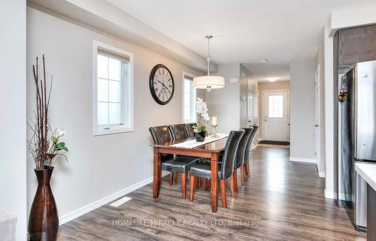 Photo 13 of 132 Maitland Street, Kitchener, Huron Park — HOMEH