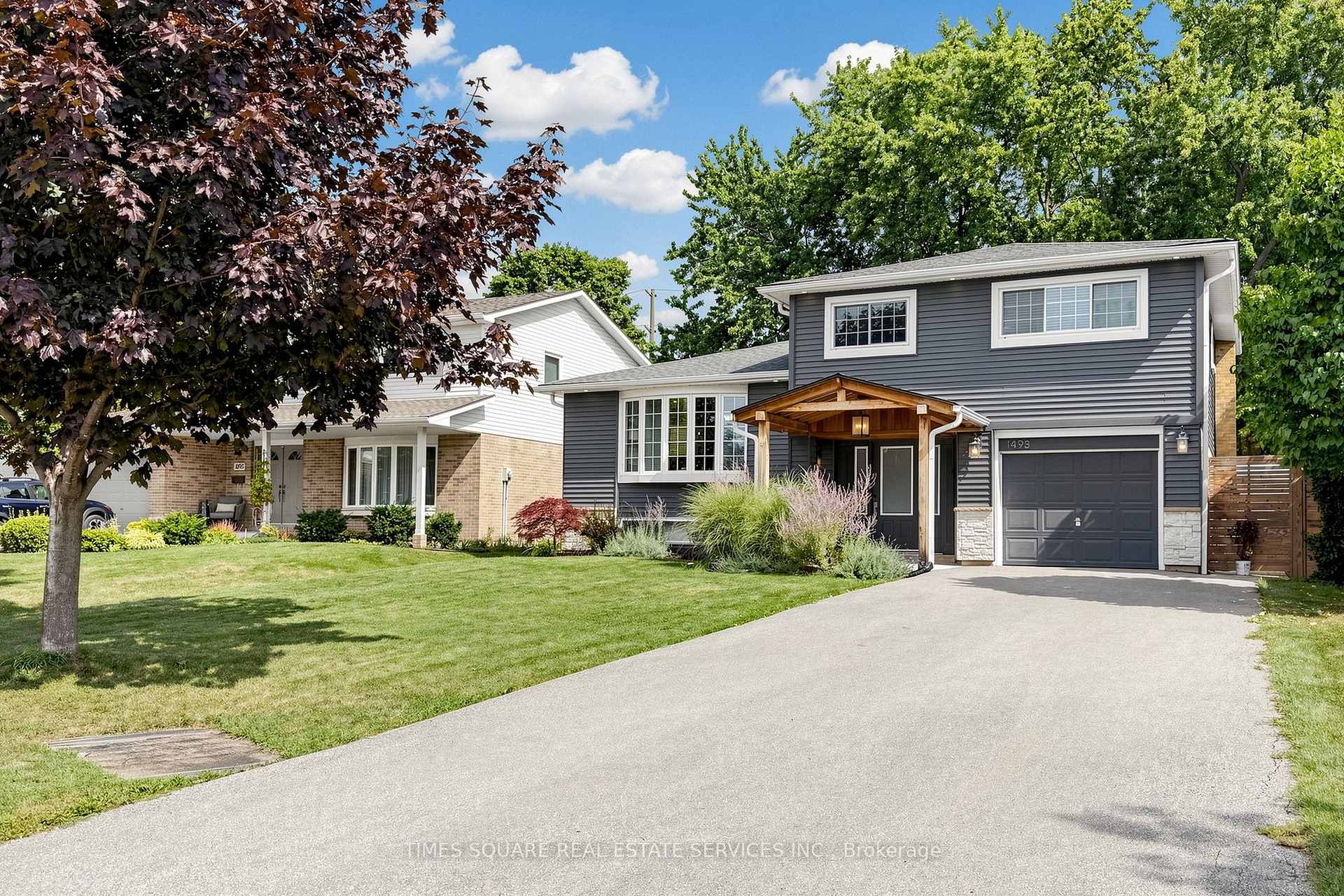Photo 2 of 1493 Clinton Court, Burlington, Palmer — HOMEH