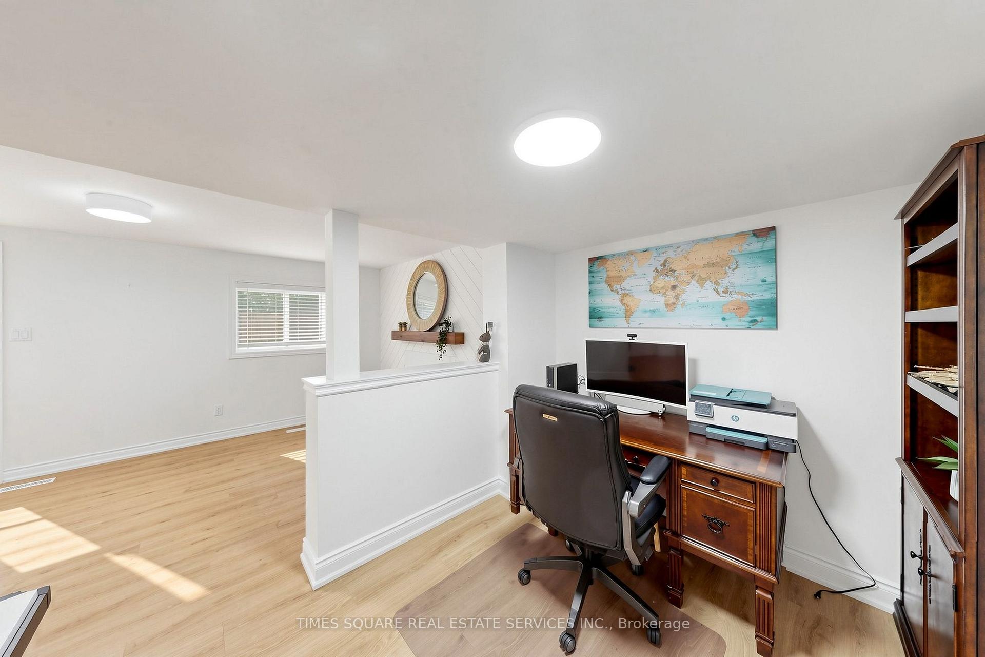 Photo 13 of 1493 Clinton Court, Burlington, Palmer — HOMEH