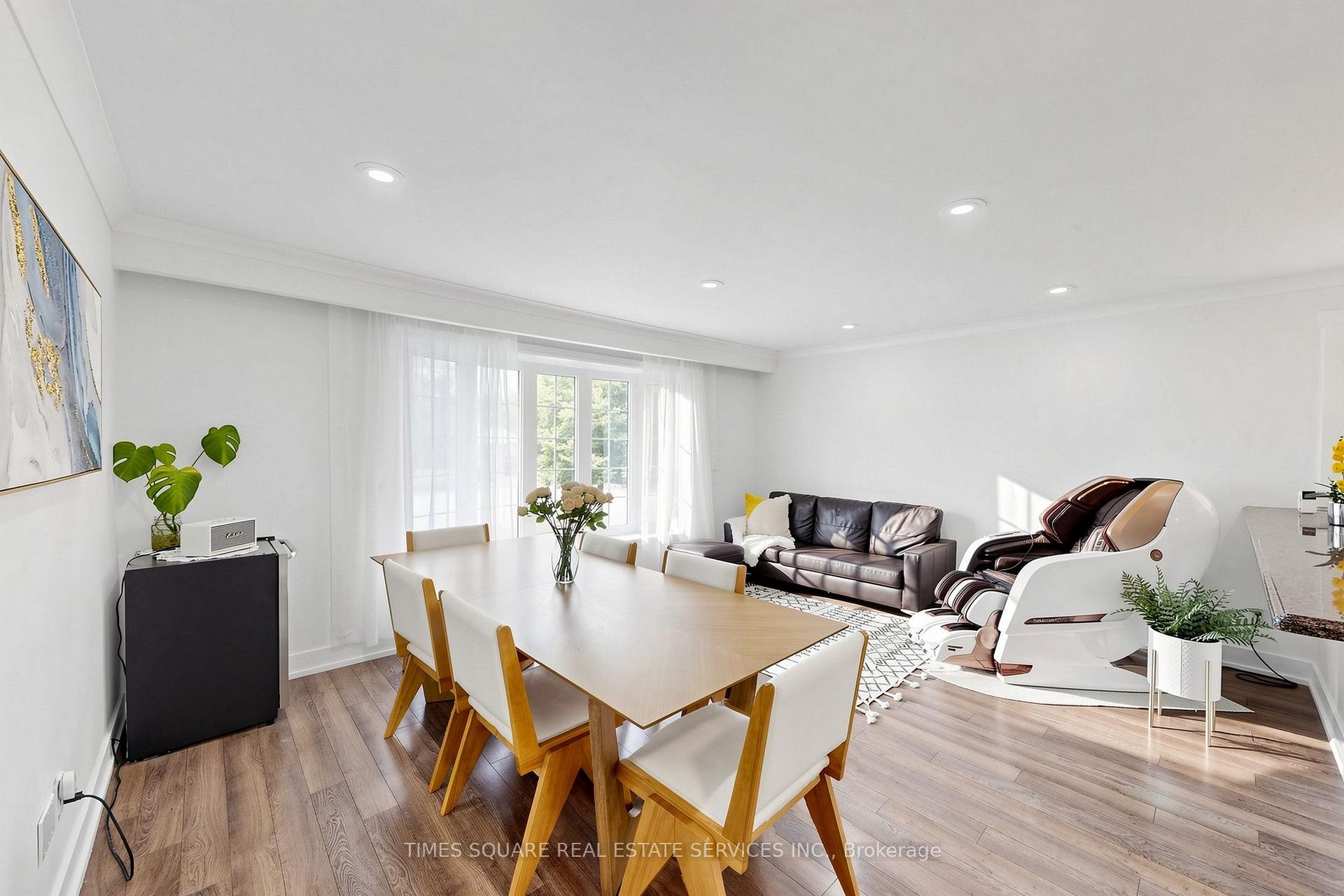 Photo 35 of 1493 Clinton Court, Burlington, Palmer — HOMEH