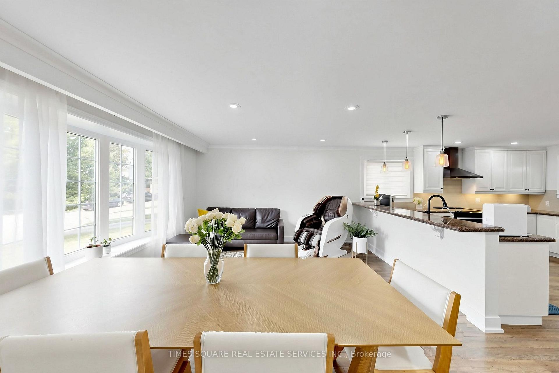 Photo 36 of 1493 Clinton Court, Burlington, Palmer — HOMEH