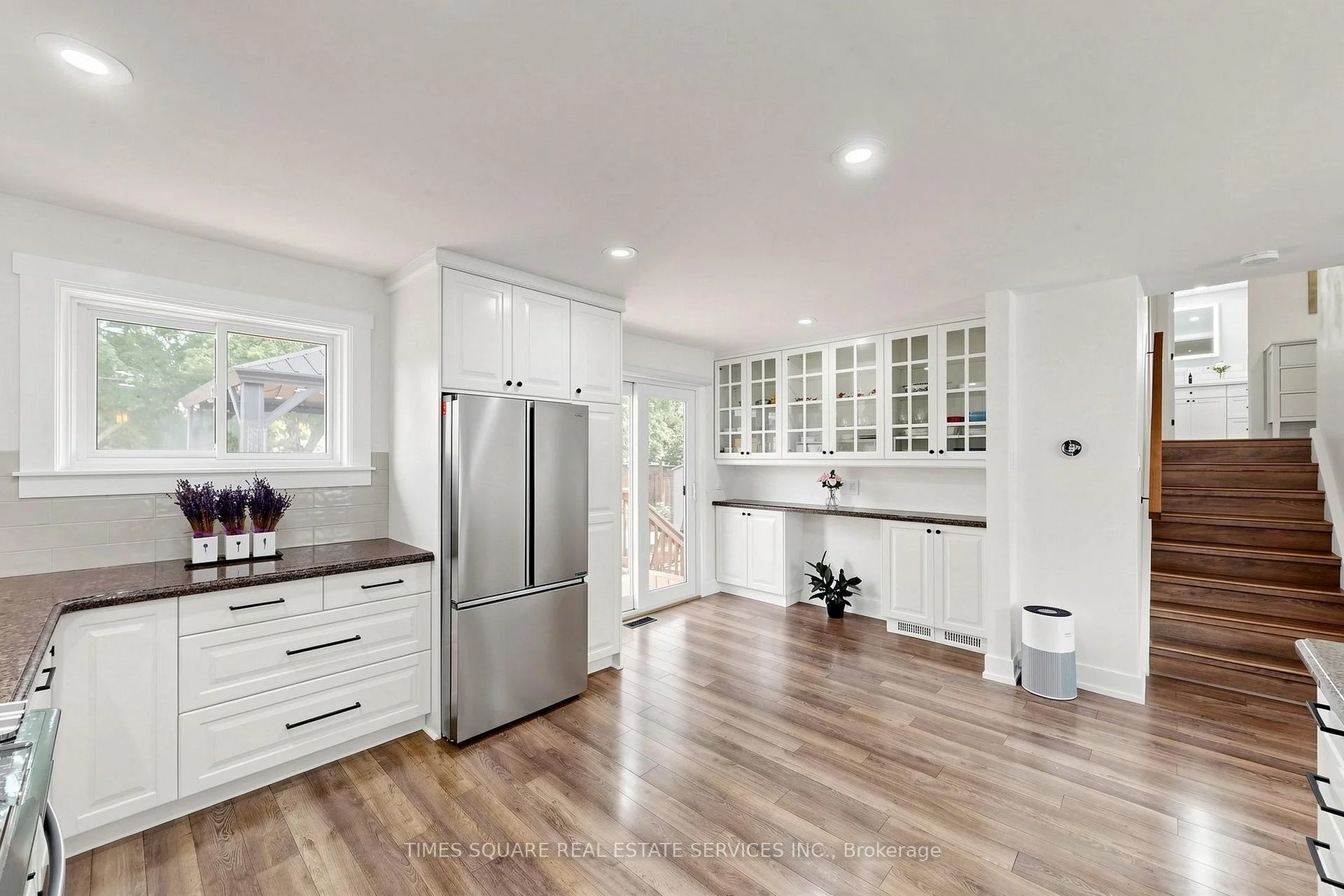 Photo 31 of 1493 Clinton Court, Burlington, Palmer — HOMEH