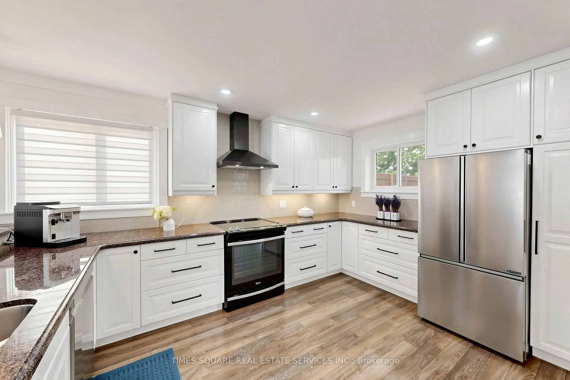 Photo 33 of 1493 Clinton Court, Burlington, Palmer — HOMEH