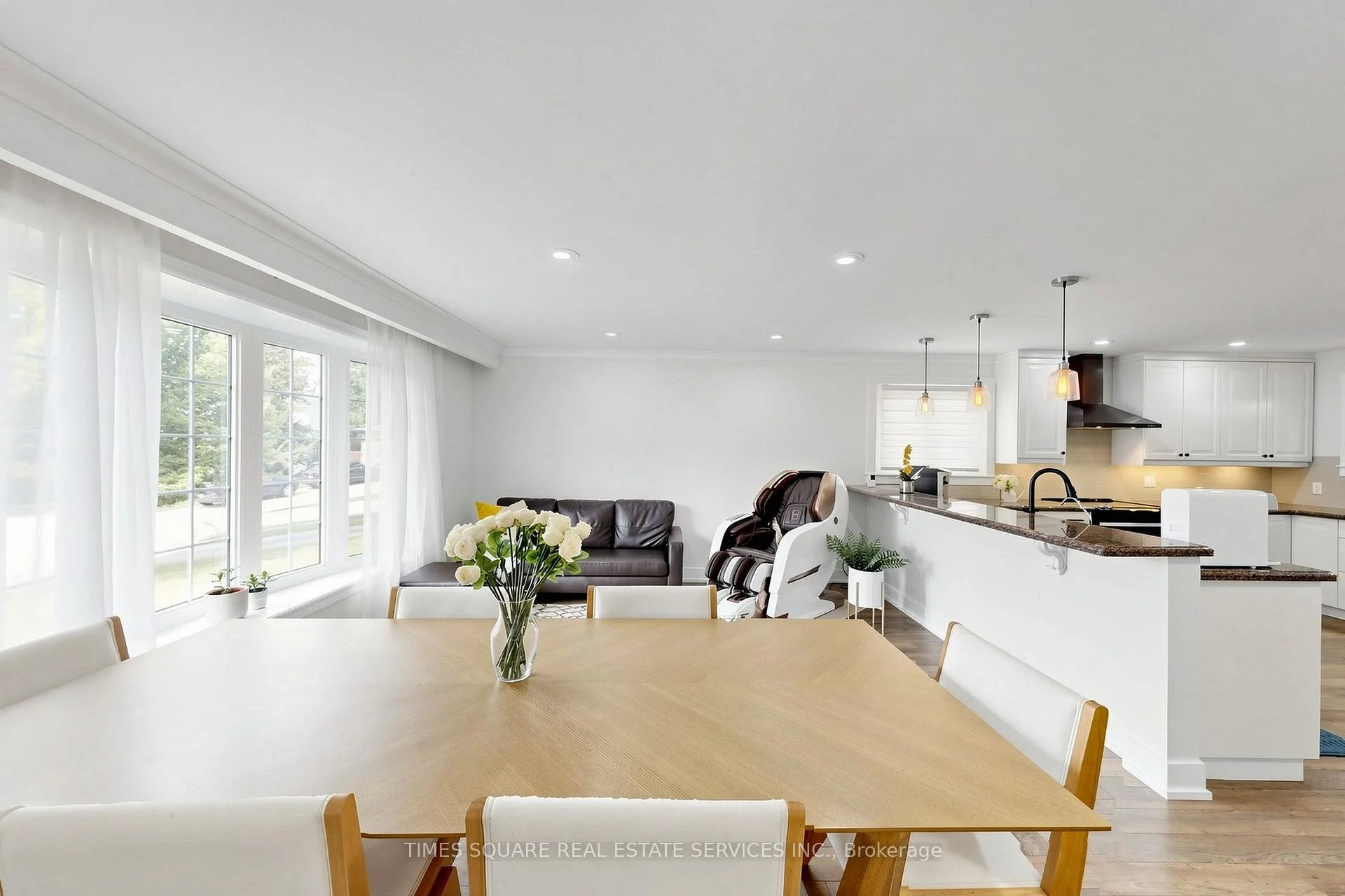 Photo 41 of 1493 Clinton Court, Burlington, Palmer — HOMEH