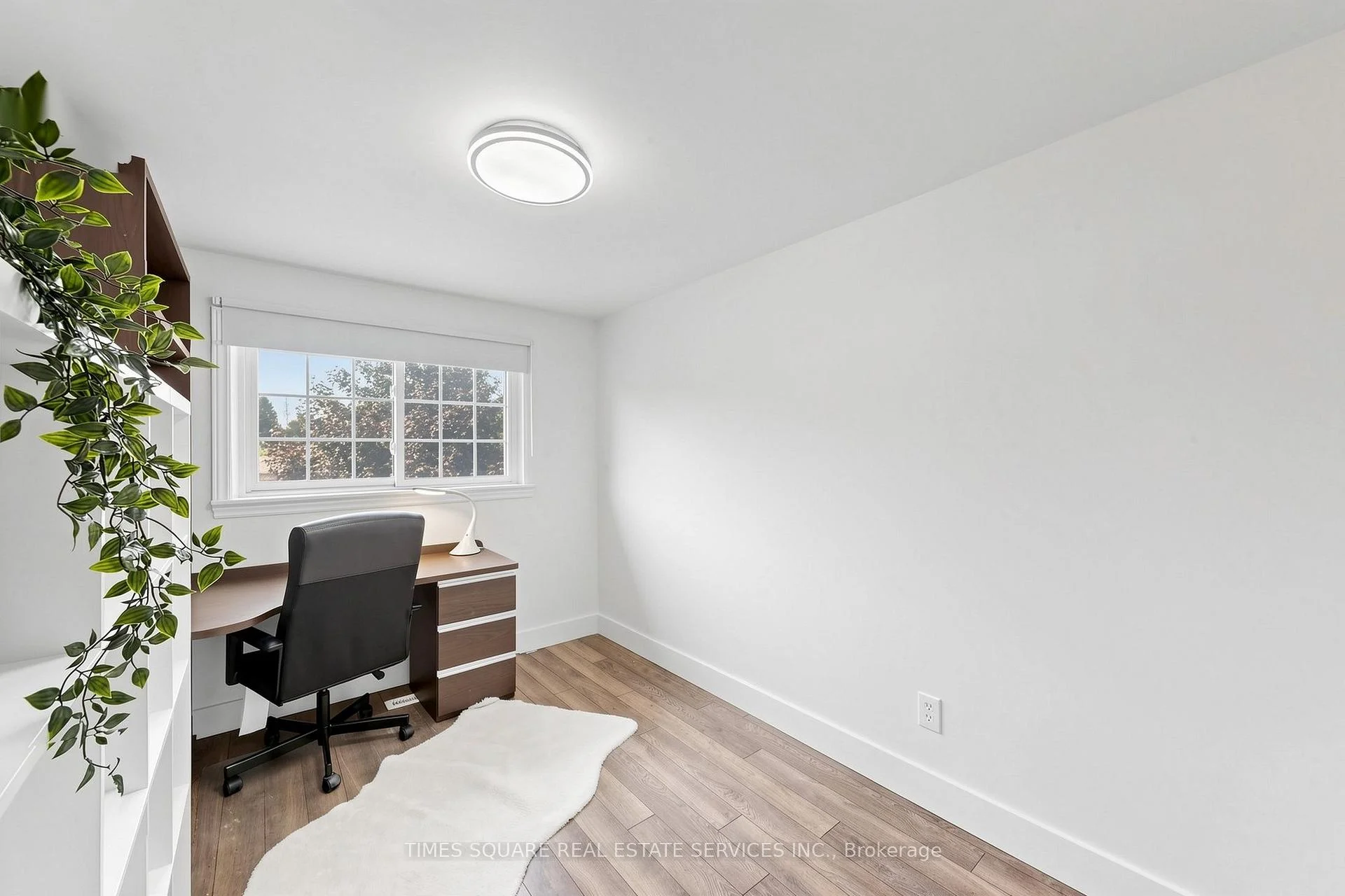 Photo 54 of 1493 Clinton Court, Burlington, Palmer — HOMEH