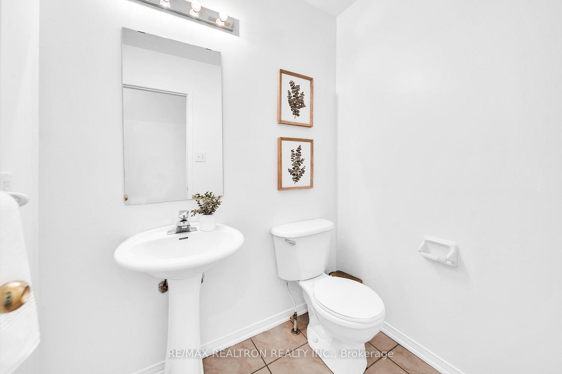 Photo 19 of 19 Naughton Drive, Richmond Hill, Westbrook — HOMEH