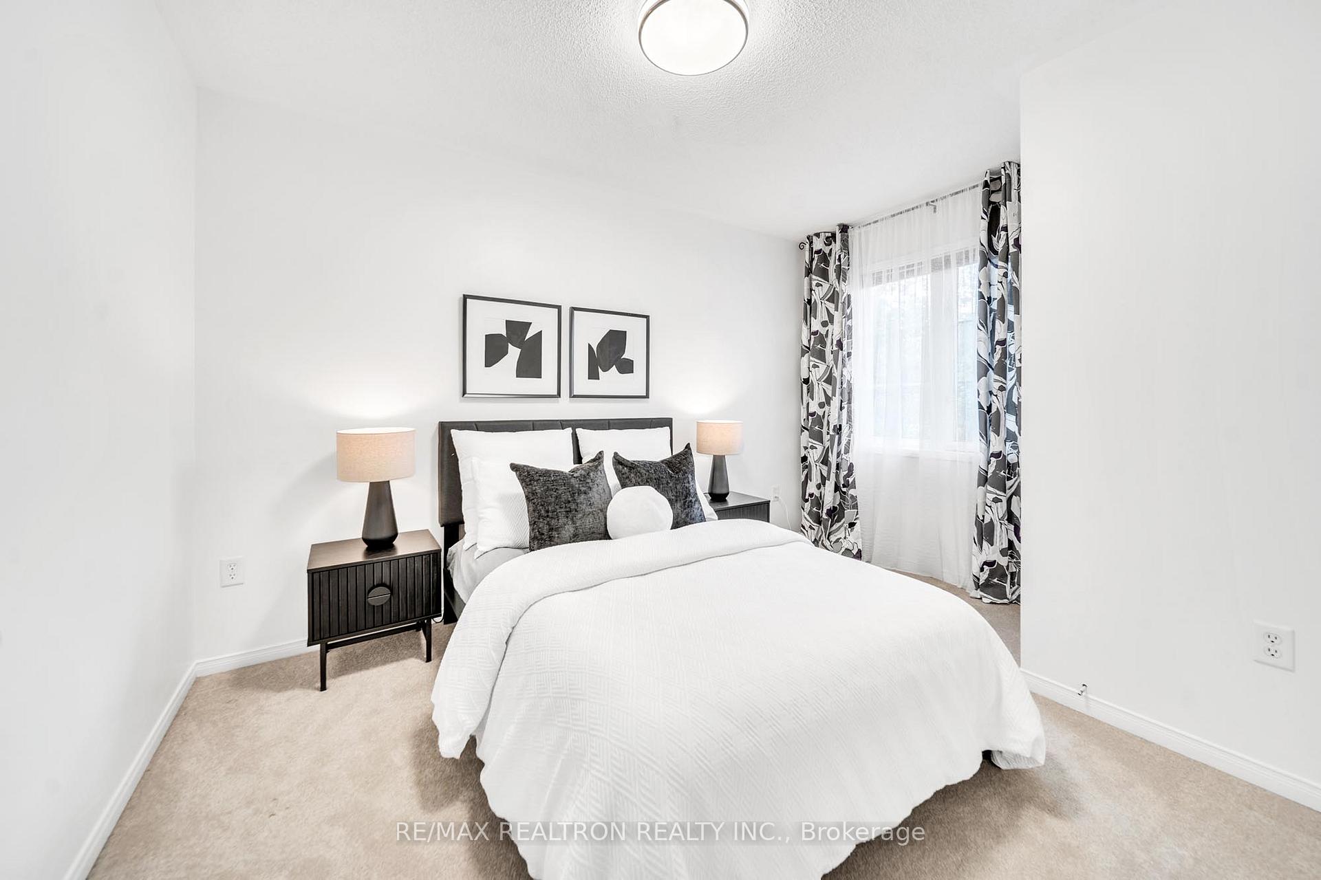 Photo 27 of 19 Naughton Drive, Richmond Hill, Westbrook — HOMEH