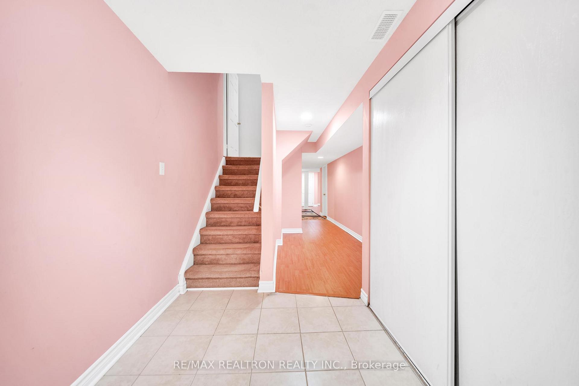 Photo 30 of 19 Naughton Drive, Richmond Hill, Westbrook — HOMEH