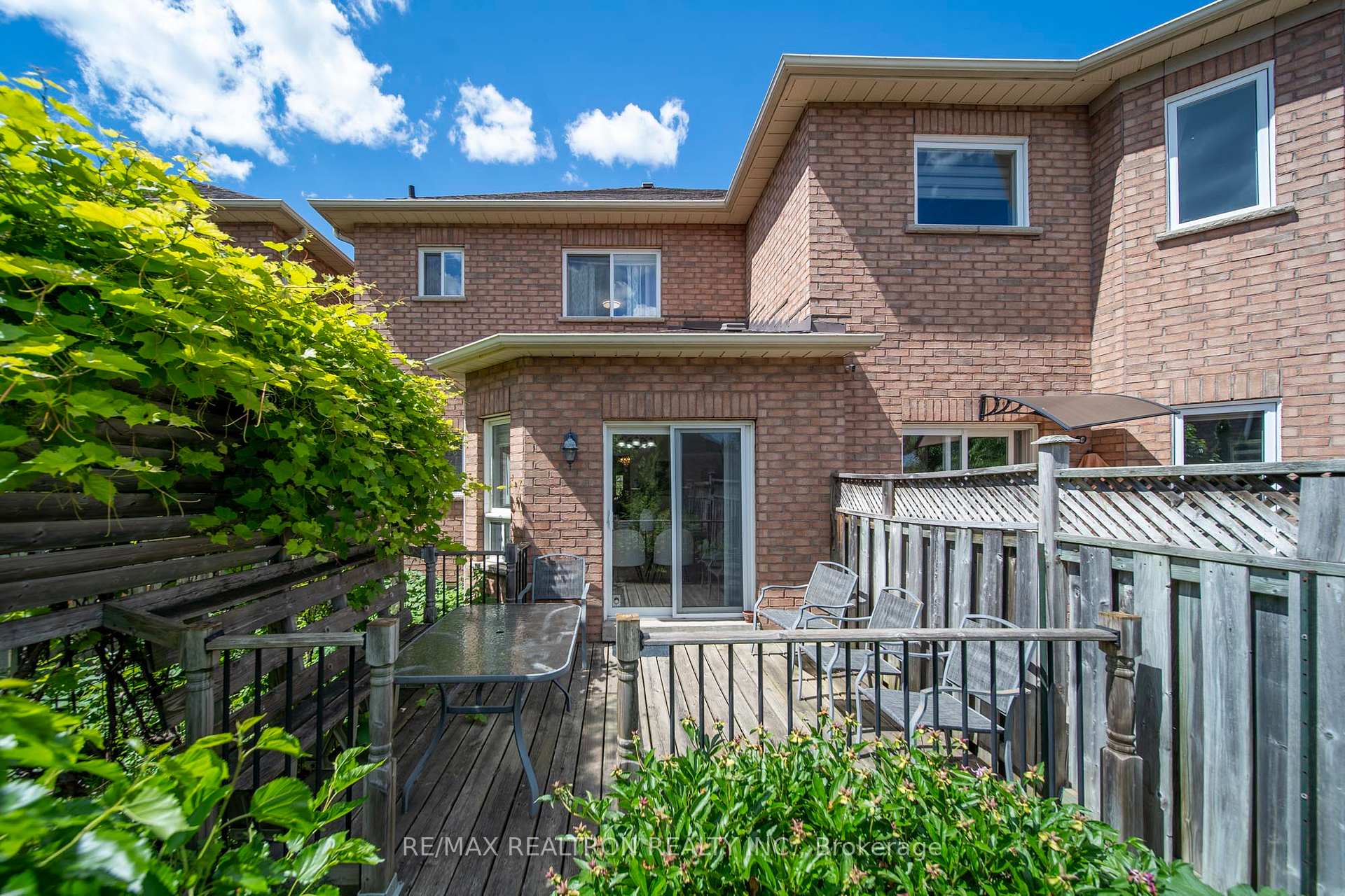 Photo 34 of 19 Naughton Drive, Richmond Hill, Westbrook — HOMEH