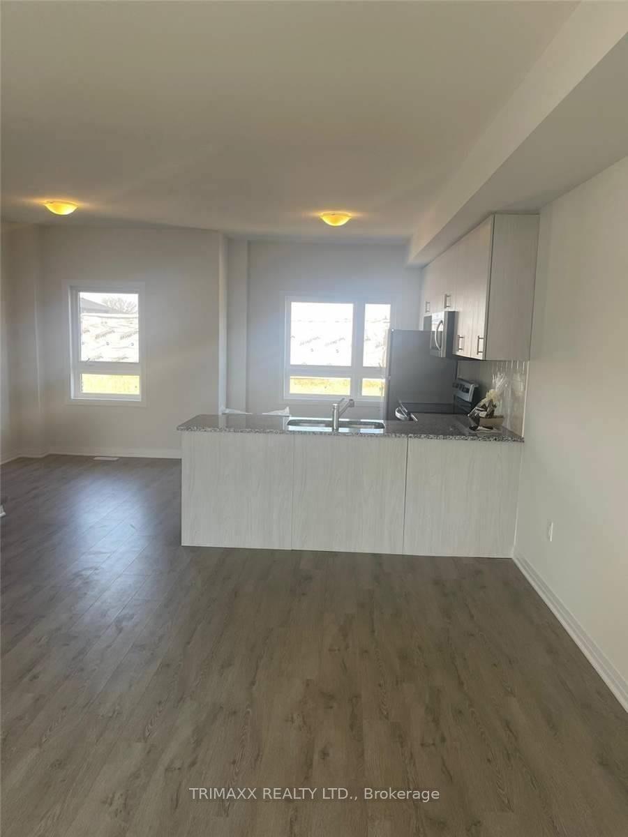 Photo 5 of Unit 26, 51 Sparrow Avenue, Cambridge, Little's Corners — HOMEH