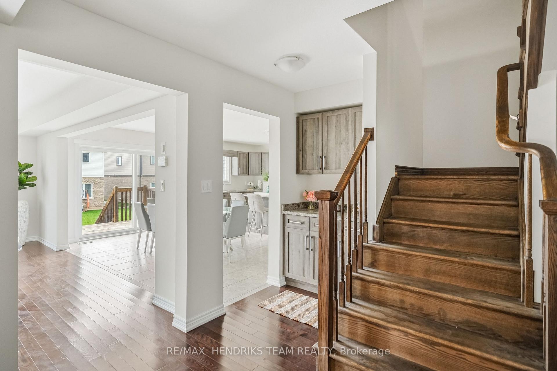 Photo 20 of 12 Riley Avenue, Pelham, Fonthill — HOMEH