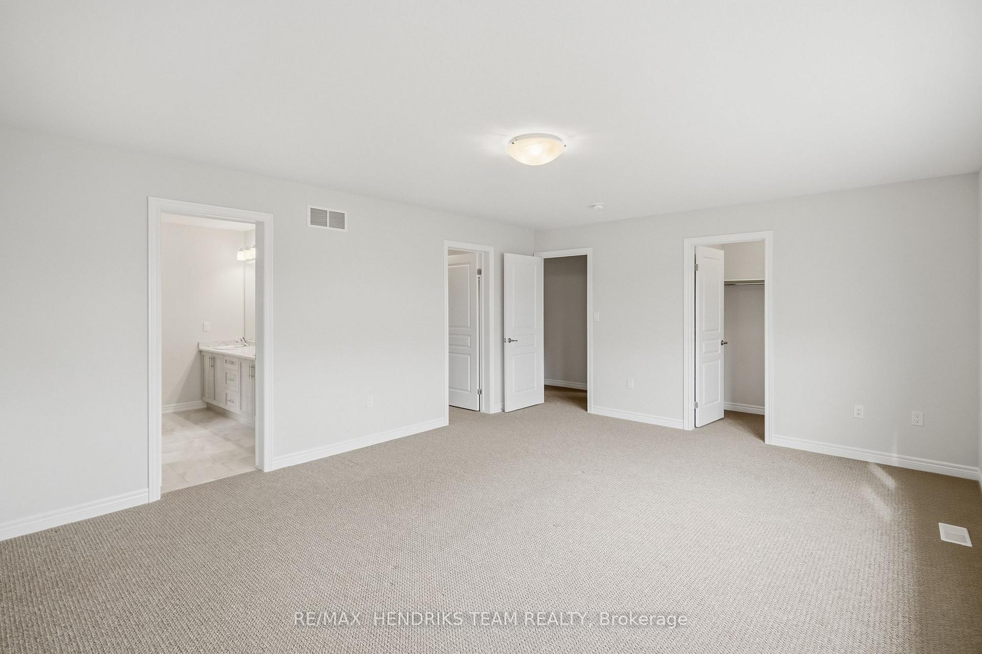 Photo 24 of 12 Riley Avenue, Pelham, Fonthill — HOMEH