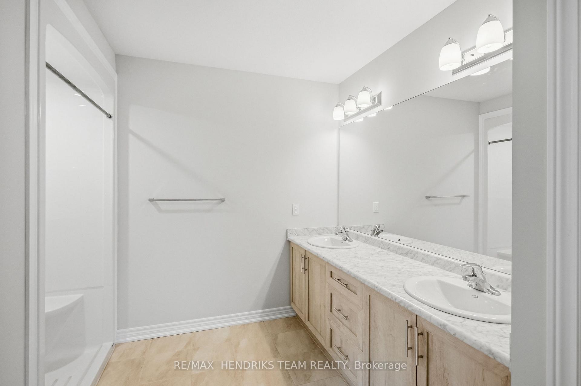 Photo 25 of 12 Riley Avenue, Pelham, Fonthill — HOMEH