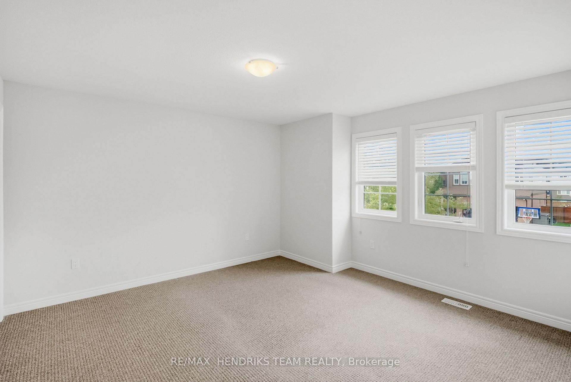 Photo 29 of 12 Riley Avenue, Pelham, Fonthill — HOMEH