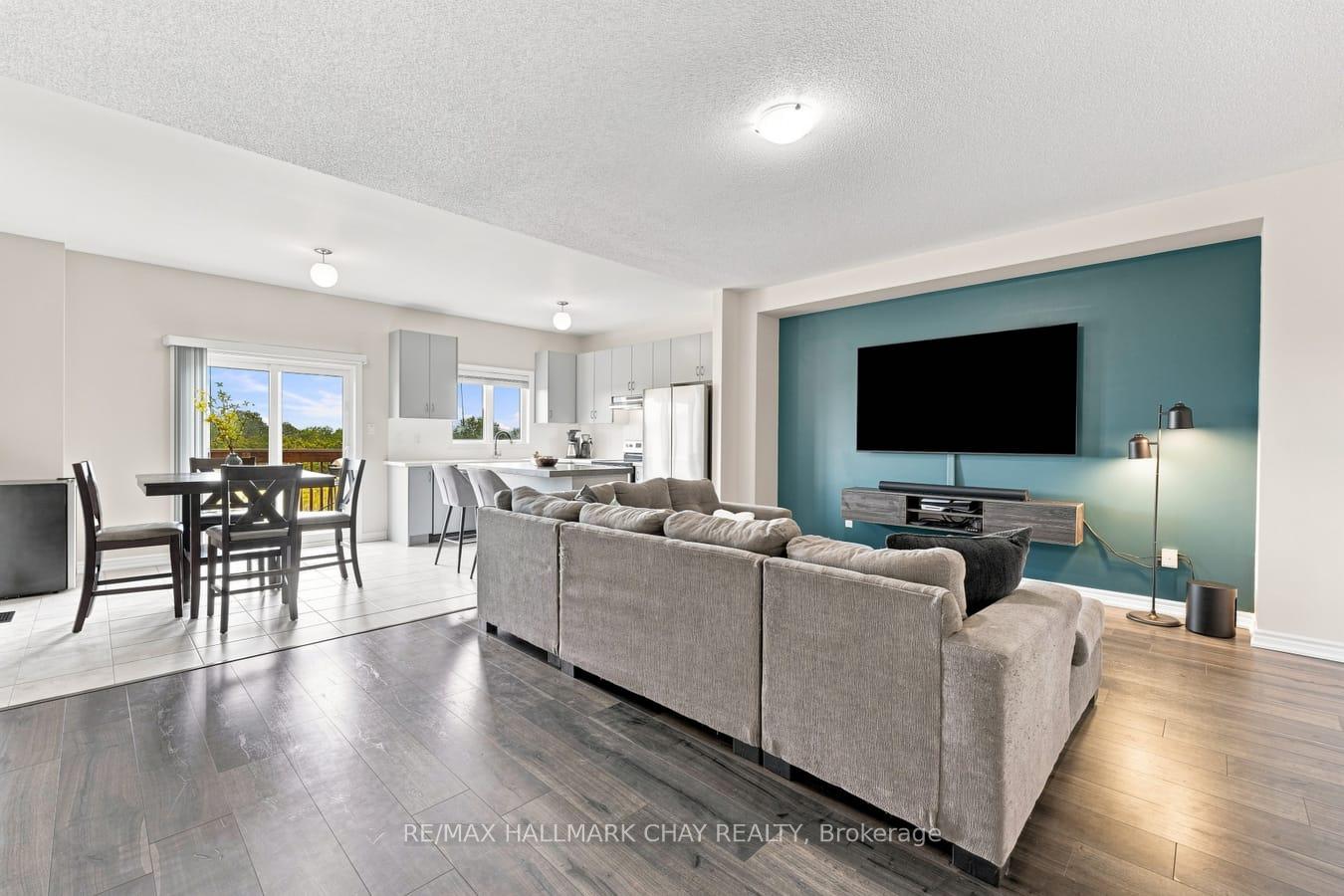 Photo 8 of 1146 Peelar Crescent, Innisfil, Lefroy — HOMEH