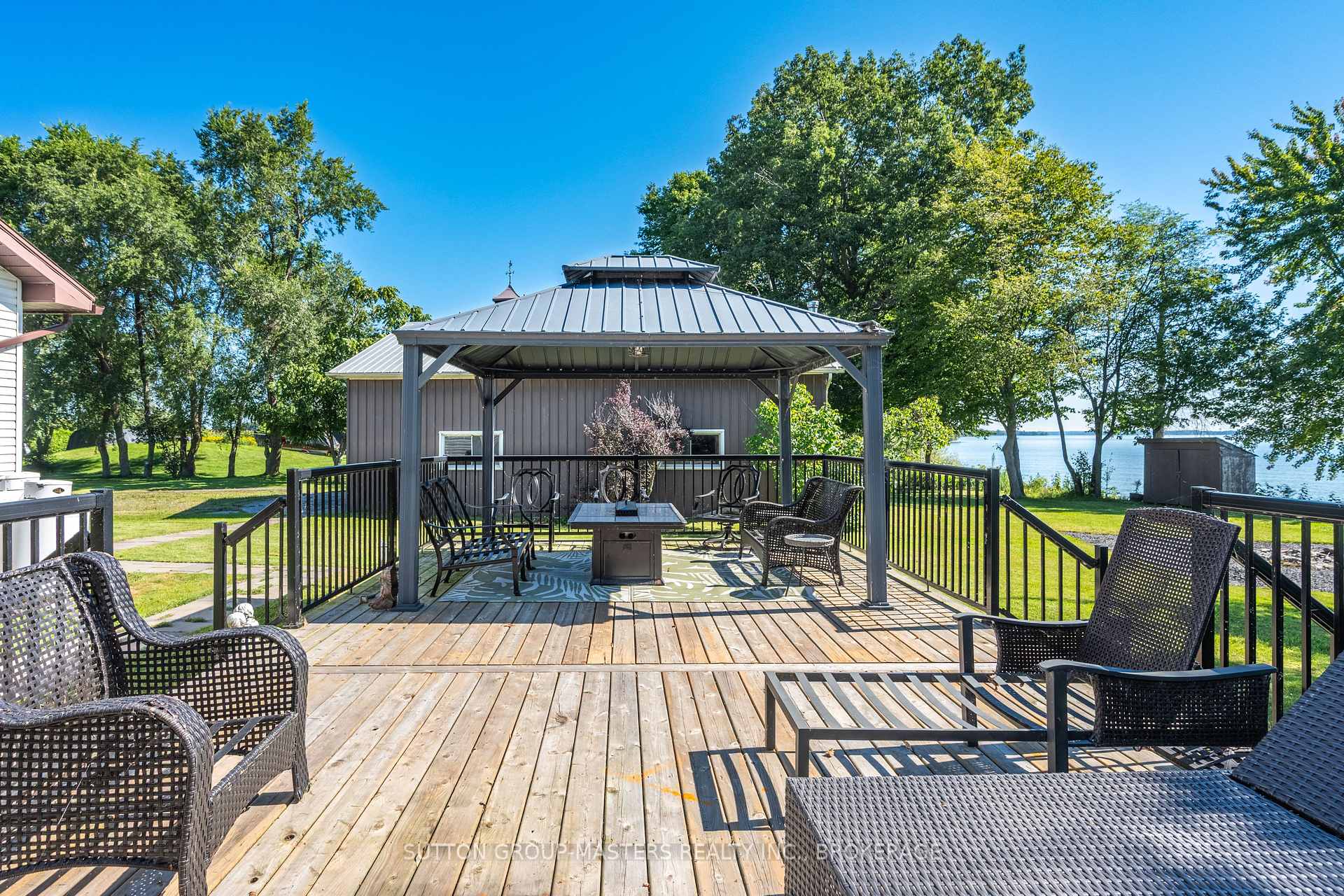 Photo 9 of 175 Pleasure Pt. Lane, Frontenac Islands, Wolfe Island — HOMEH