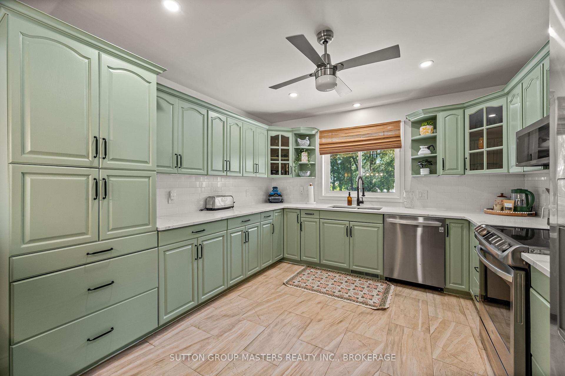 Photo 20 of 175 Pleasure Pt. Lane, Frontenac Islands, Wolfe Island — HOMEH