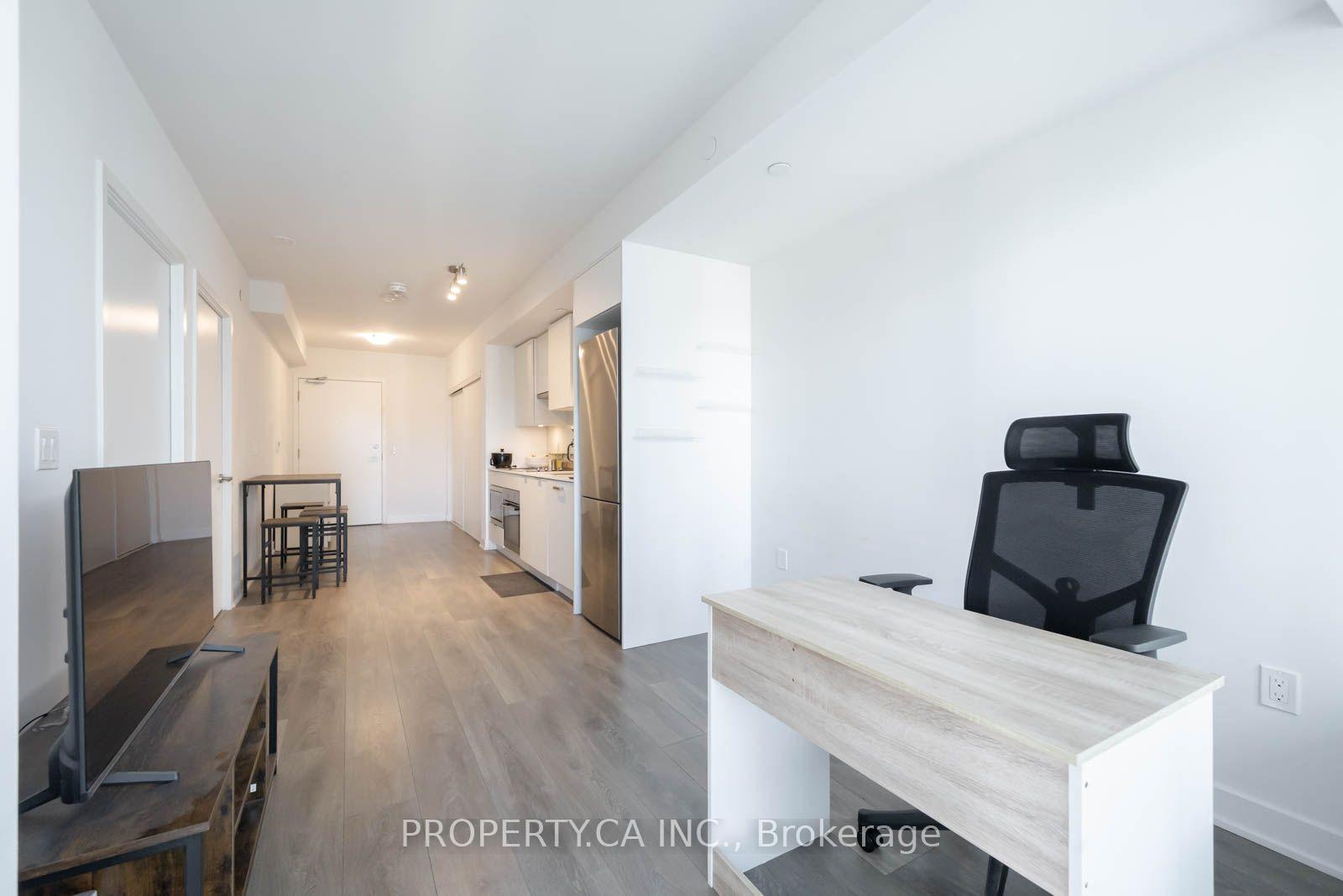 Photo 5 of Unit 2612, 99 Broadway Avenue, Toronto, Mount Pleasant West — HOMEH