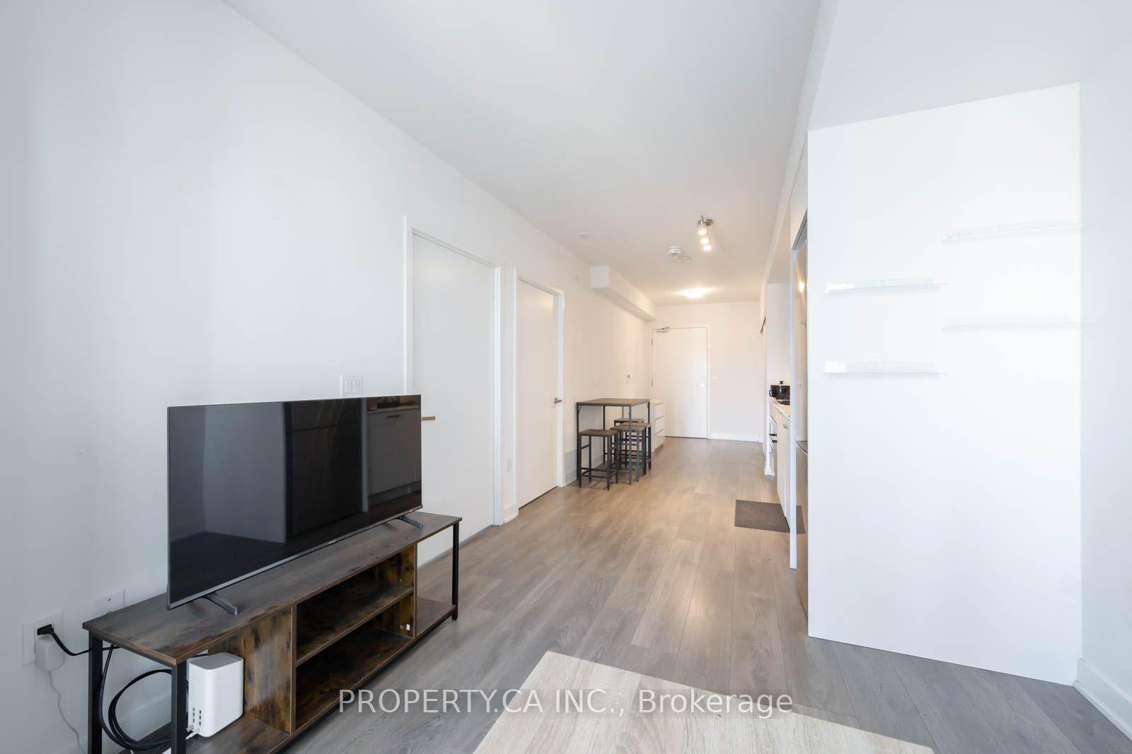 Photo 7 of Unit 2612, 99 Broadway Avenue, Toronto, Mount Pleasant West — HOMEH
