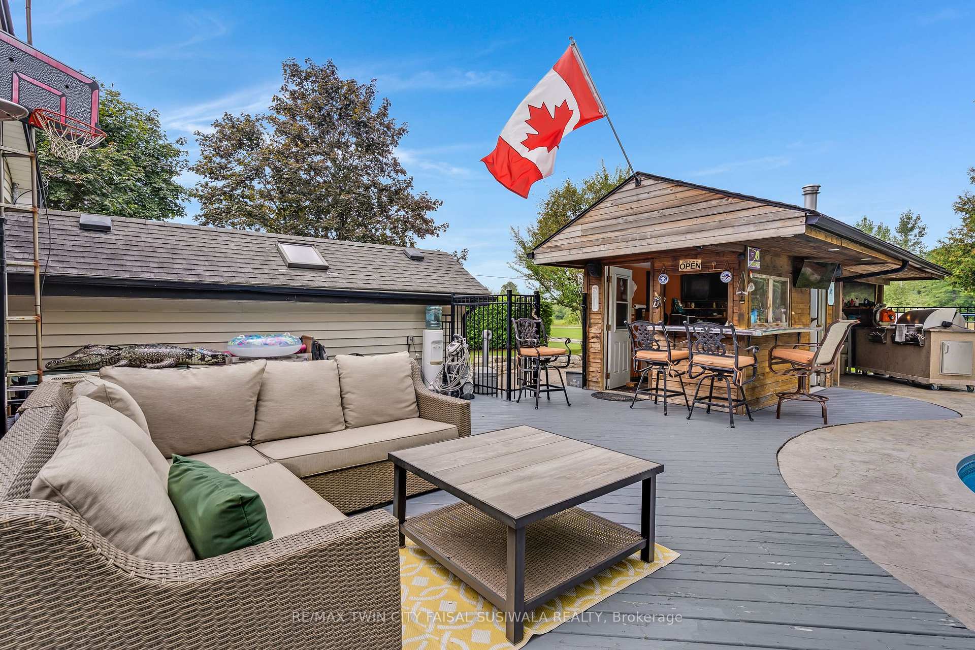Photo 6 of 2172 Centre Road, Hamilton, Rural Flamborough — HOMEH