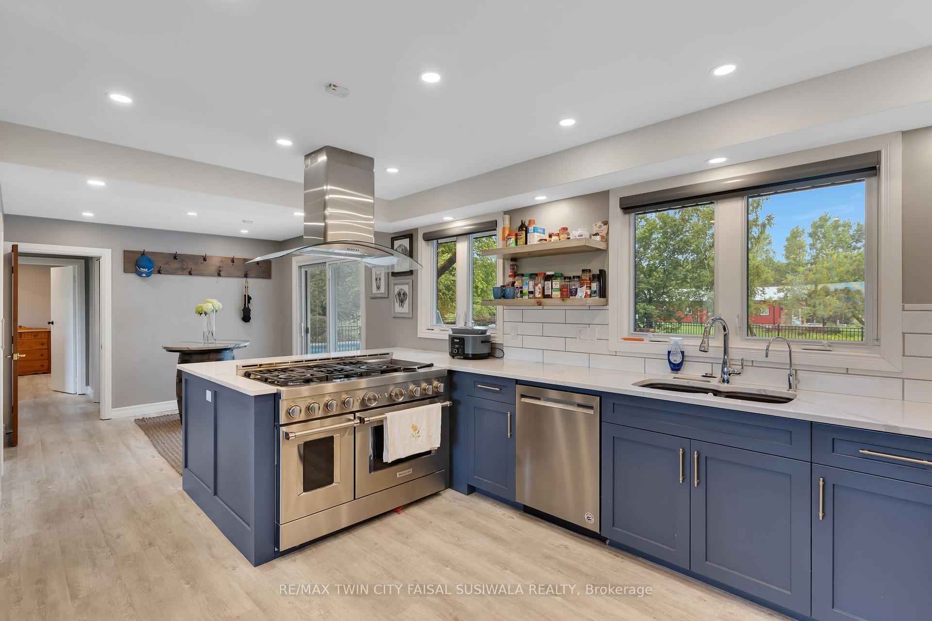 Photo 29 of 2172 Centre Road, Hamilton, Rural Flamborough — HOMEH