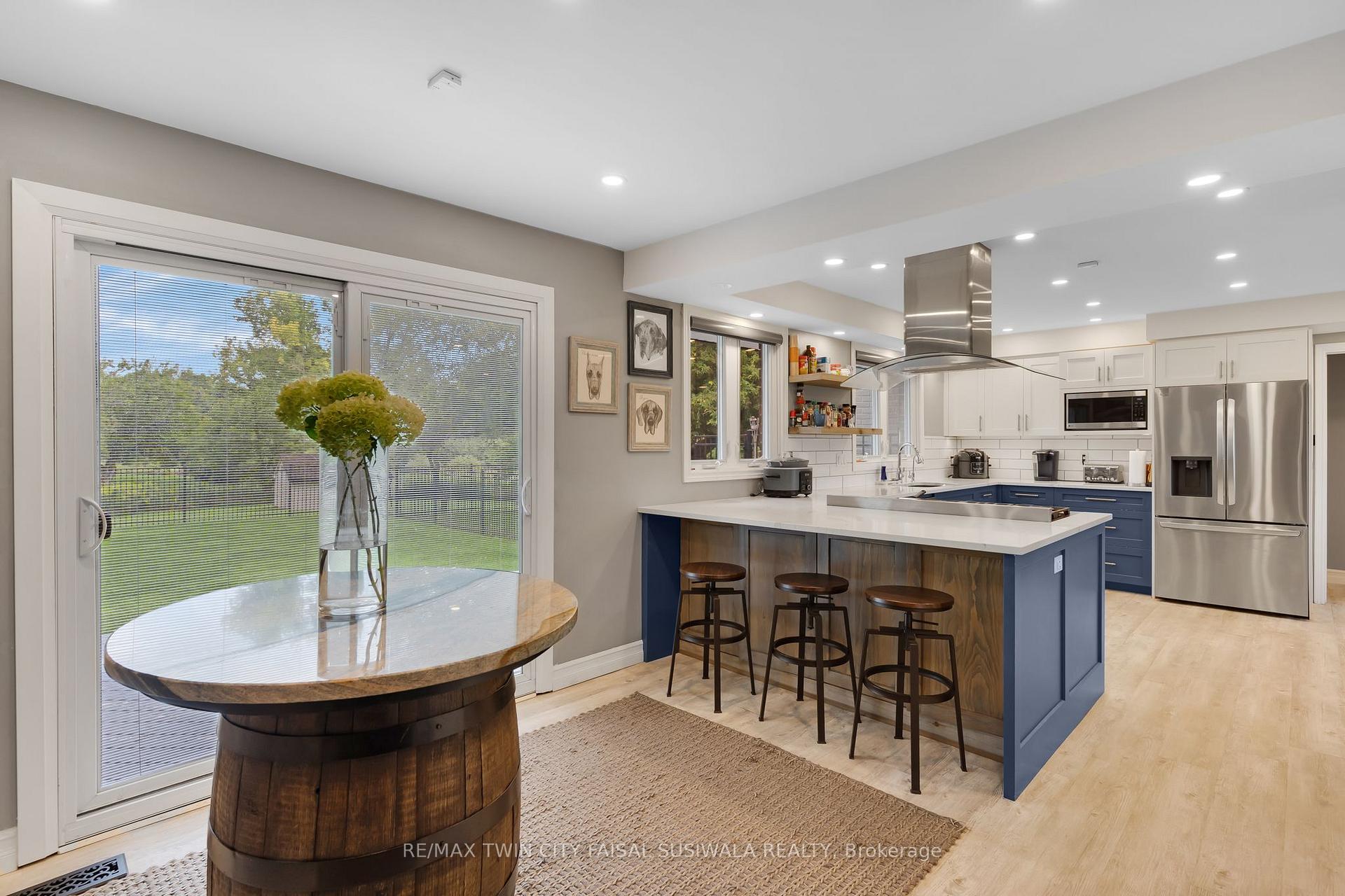 Photo 30 of 2172 Centre Road, Hamilton, Rural Flamborough — HOMEH