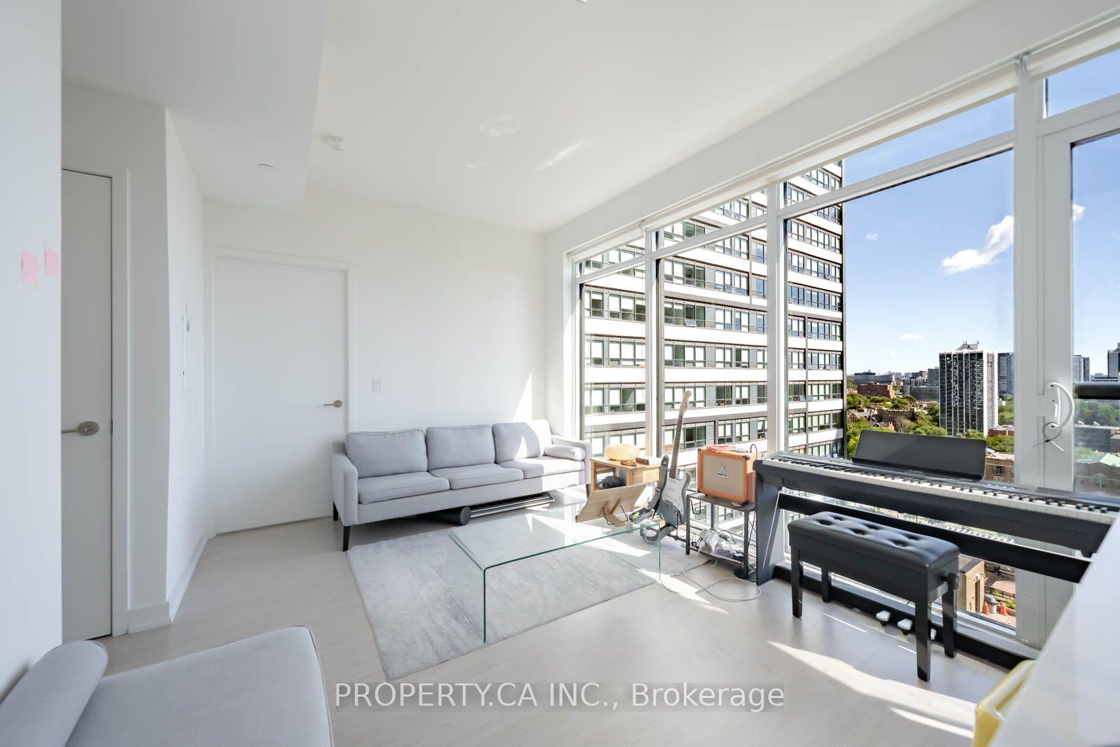 Photo 2 of Unit 1509, 65 Mutual Street, Toronto, Church-Yonge Corridor — HOMEH