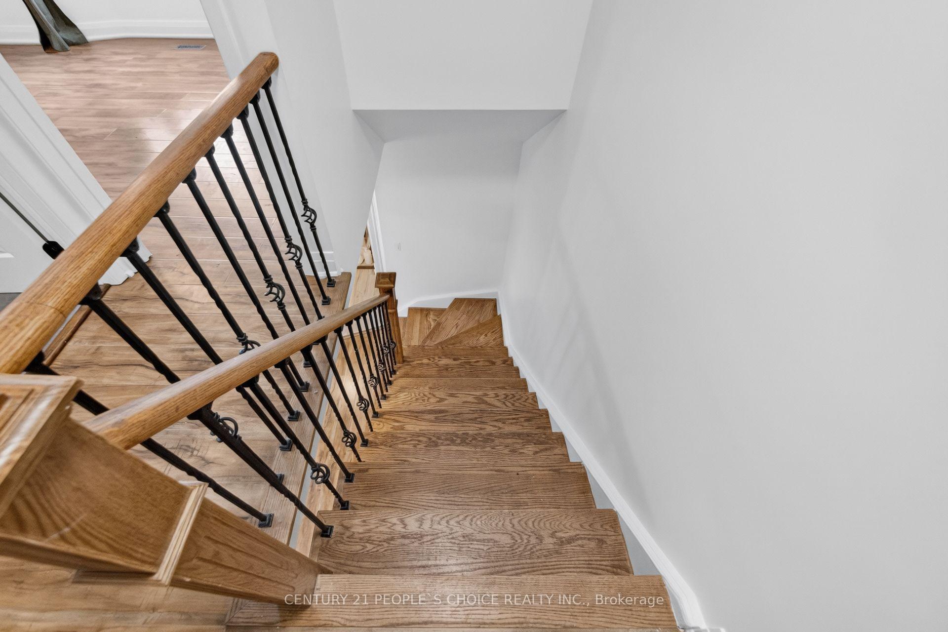 Photo 20 of 658 Galloway Crescent, Mississauga, Creditview — HOMEH