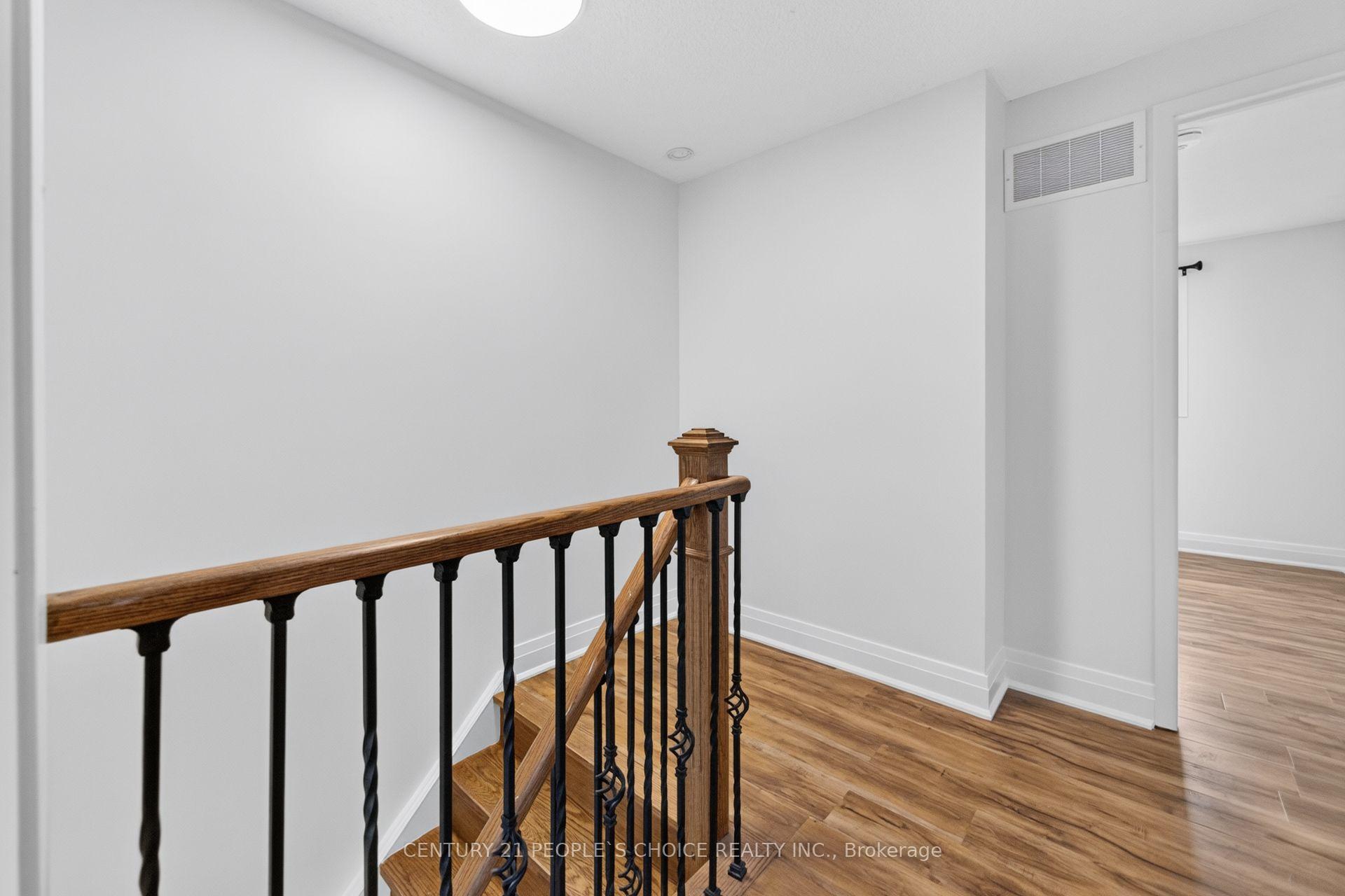 Photo 22 of 658 Galloway Crescent, Mississauga, Creditview — HOMEH