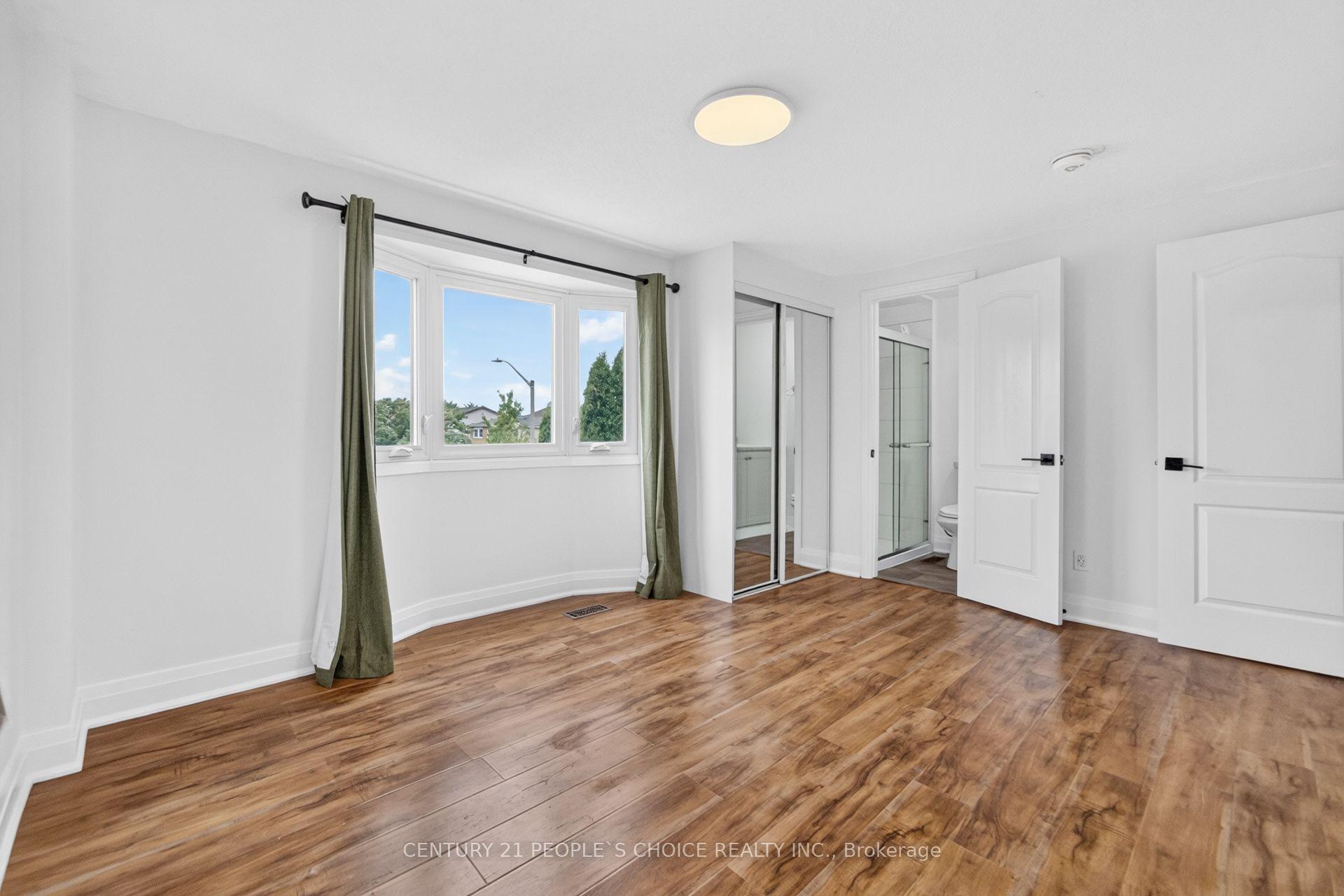 Photo 28 of 658 Galloway Crescent, Mississauga, Creditview — HOMEH