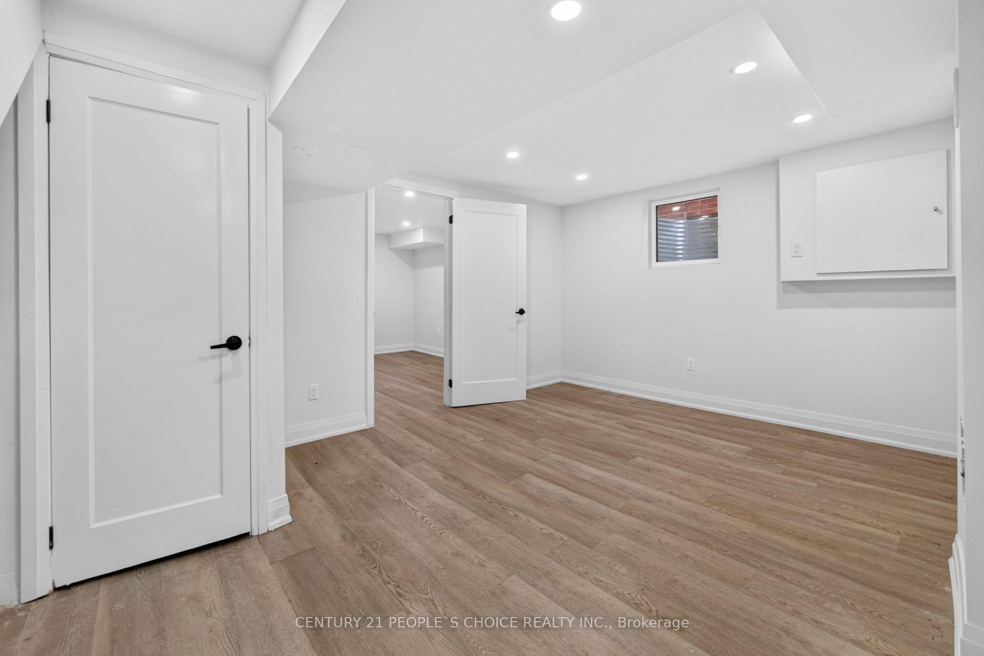 Photo 34 of 658 Galloway Crescent, Mississauga, Creditview — HOMEH
