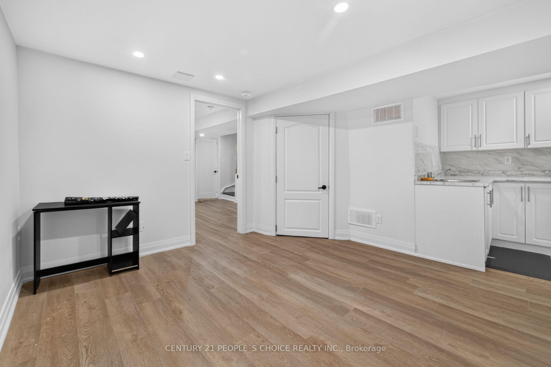 Photo 41 of 658 Galloway Crescent, Mississauga, Creditview — HOMEH