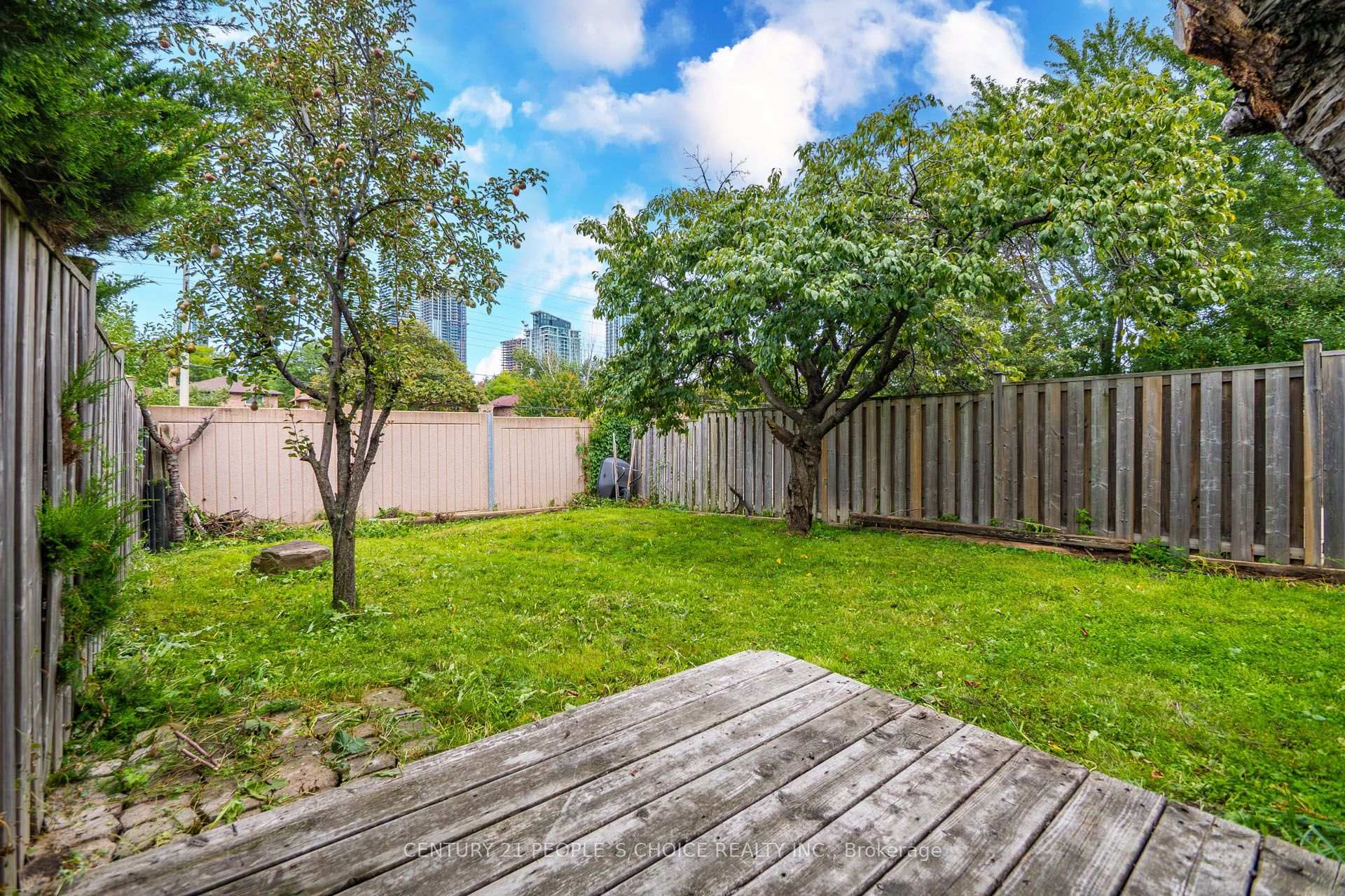Photo 47 of 658 Galloway Crescent, Mississauga, Creditview — HOMEH