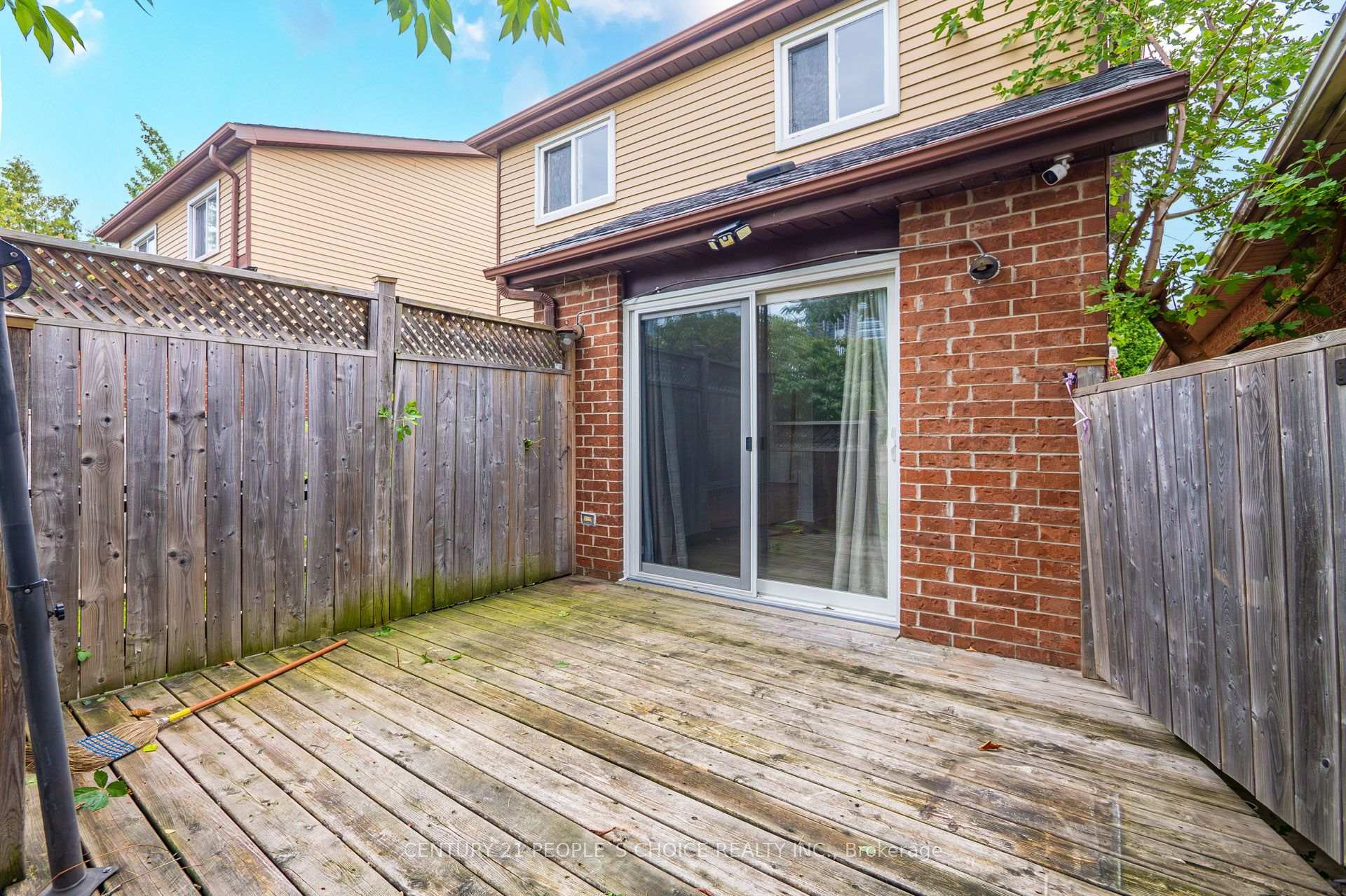 Photo 48 of 658 Galloway Crescent, Mississauga, Creditview — HOMEH