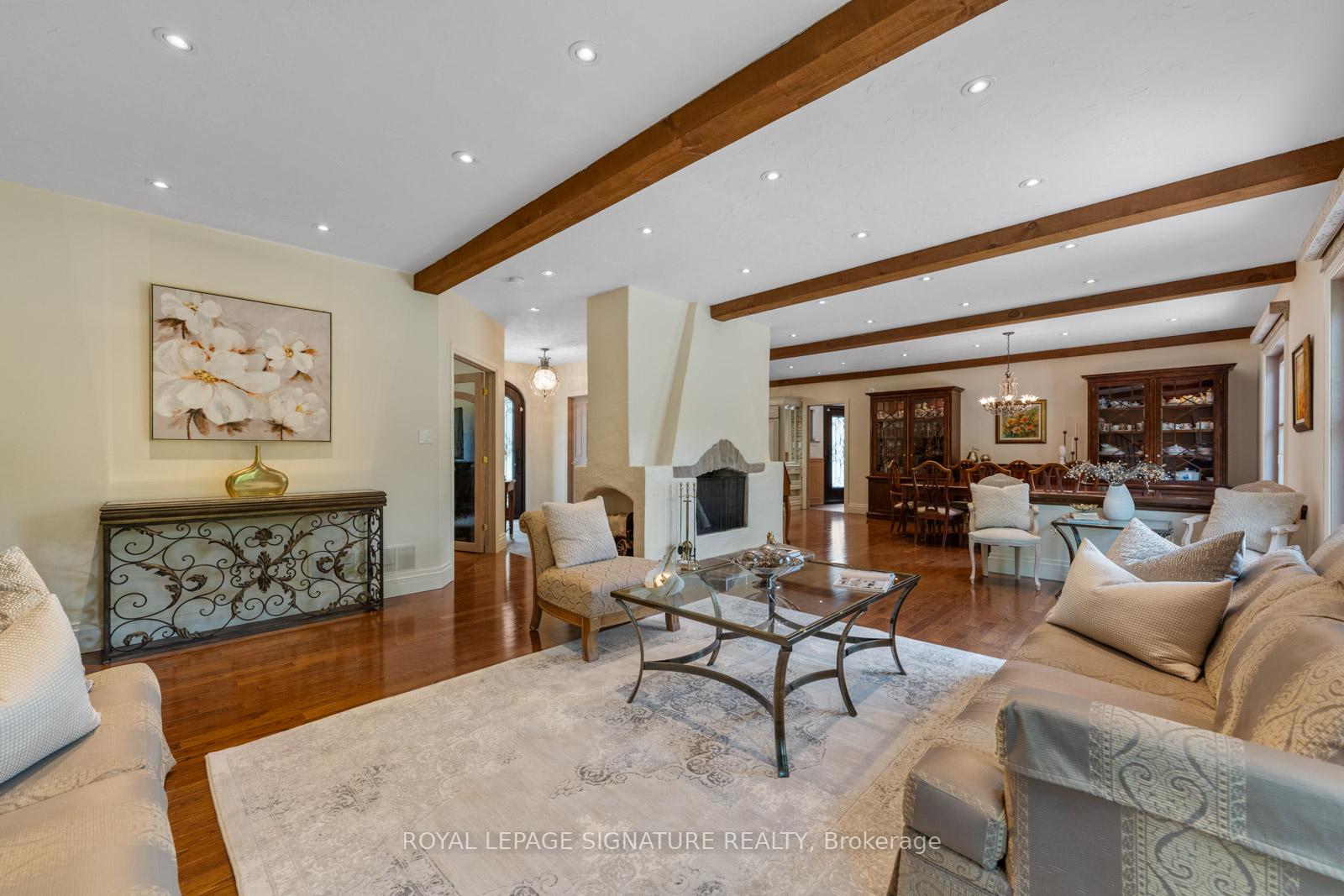 Photo 3 of 30 Kingswood Drive, King, Rural King — HOMEH
