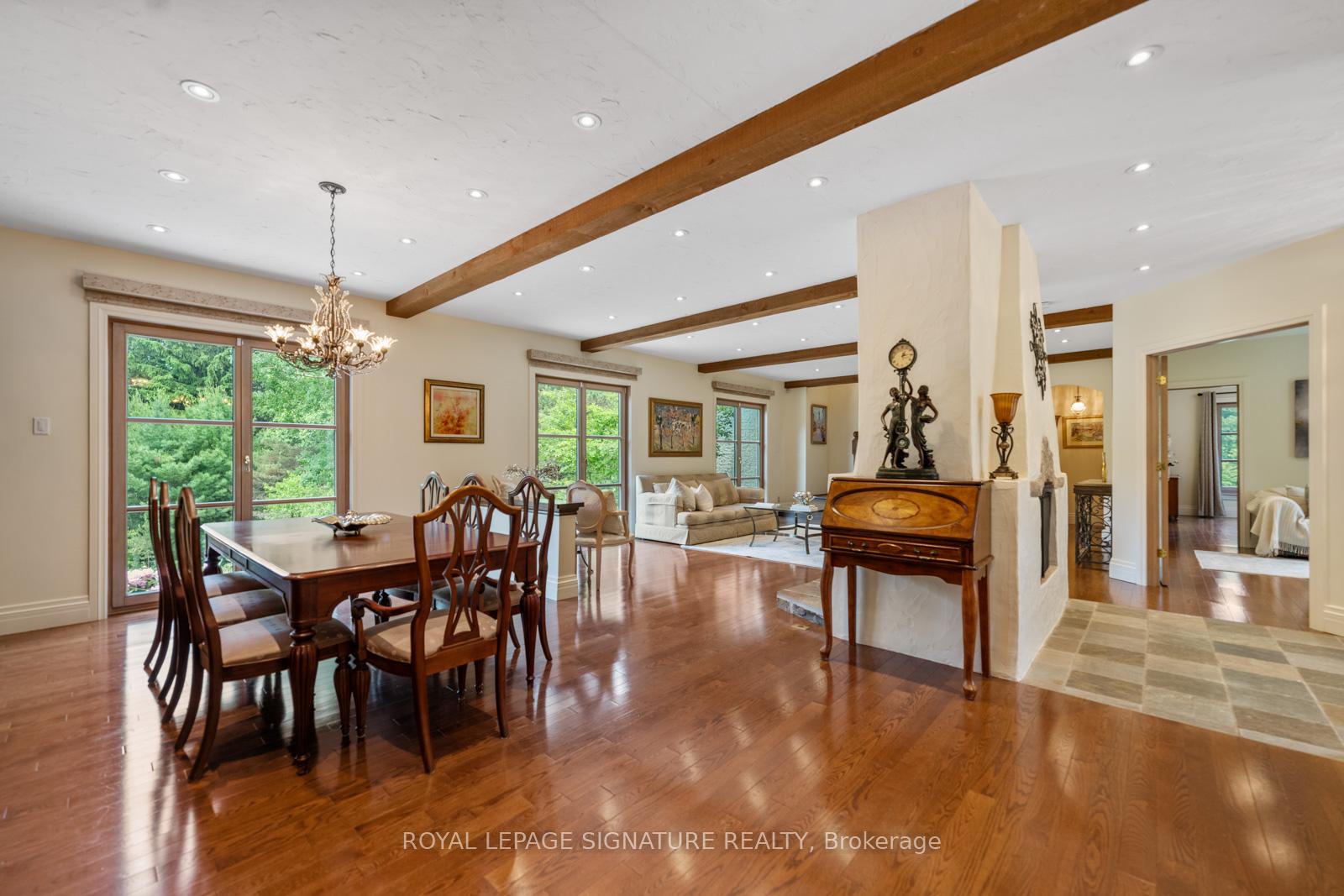 Photo 4 of 30 Kingswood Drive, King, Rural King — HOMEH
