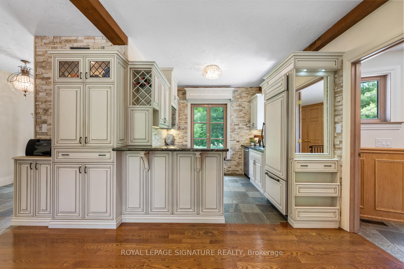 Photo 10 of 30 Kingswood Drive, King, Rural King — HOMEH
