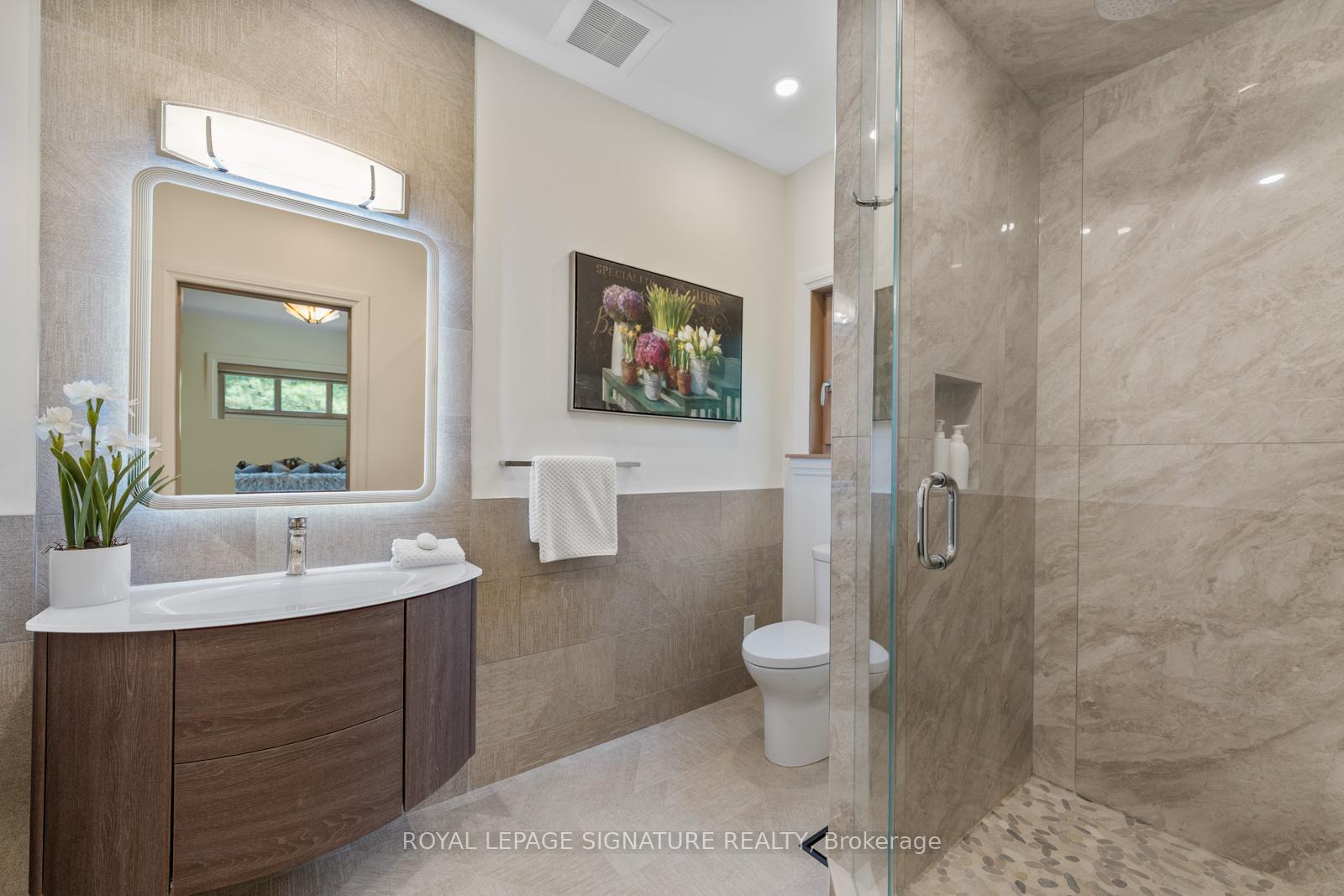 Photo 24 of 30 Kingswood Drive, King, Rural King — HOMEH