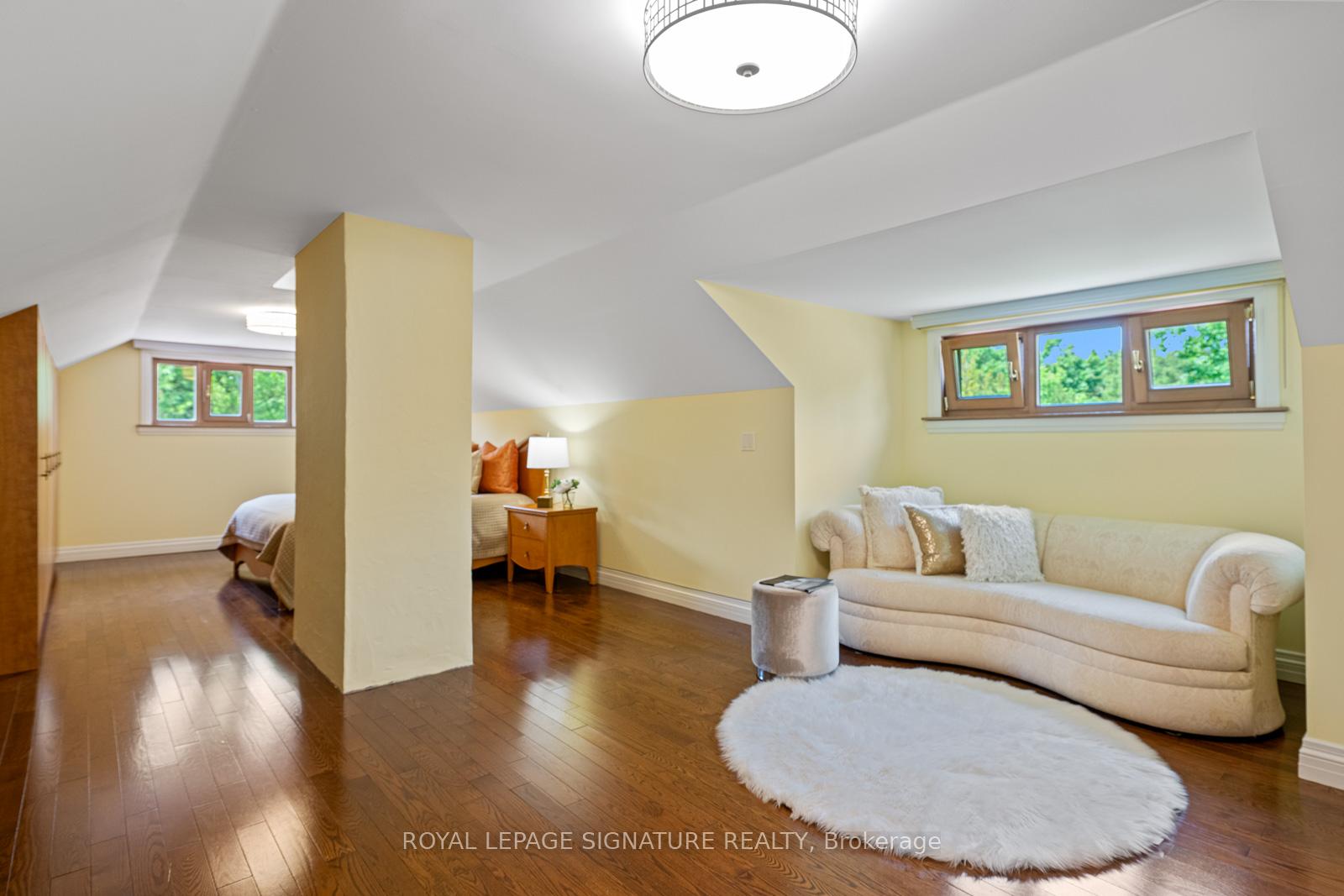 Photo 26 of 30 Kingswood Drive, King, Rural King — HOMEH